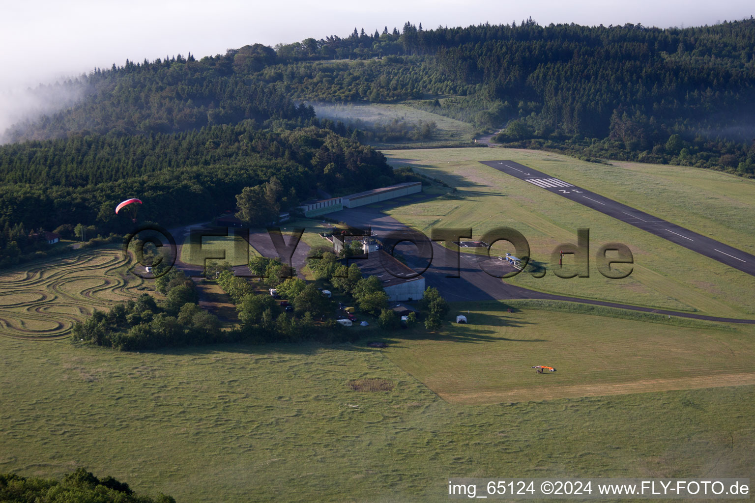 Höxter, Flugplatz im Bundesland Nordrhein-Westfalen, Deutschland aus der Luft