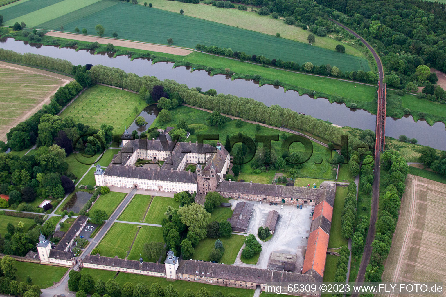 Drohnenbild von Höxter im Bundesland Nordrhein-Westfalen, Deutschland