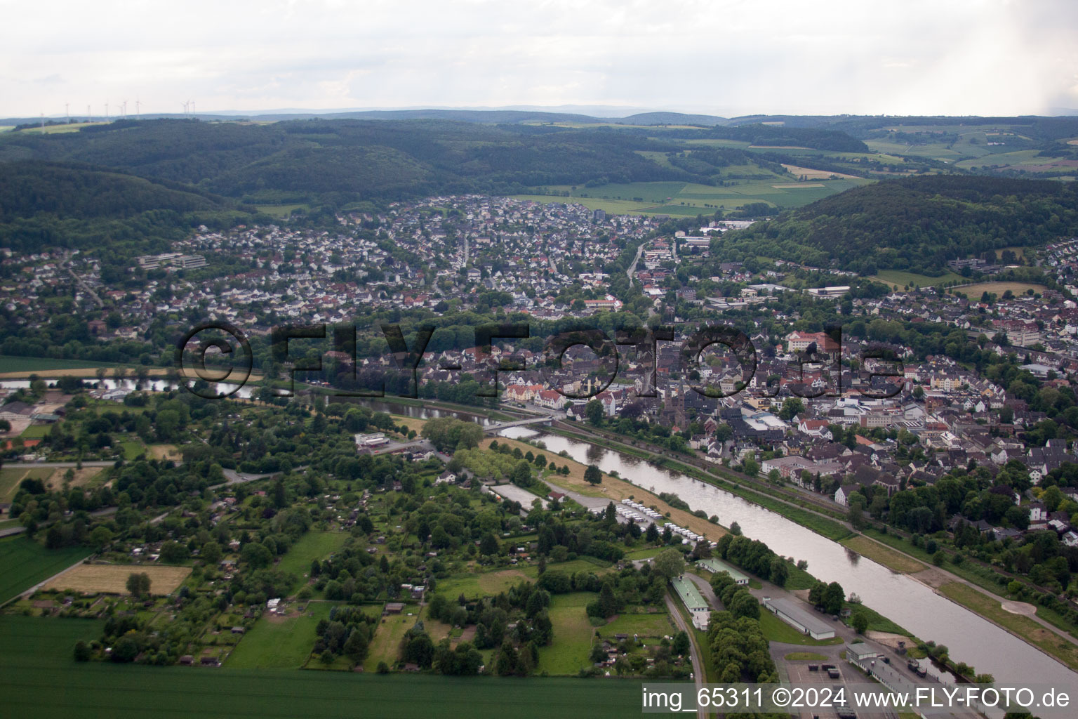 Höxter im Bundesland Nordrhein-Westfalen, Deutschland aus der Drohnenperspektive