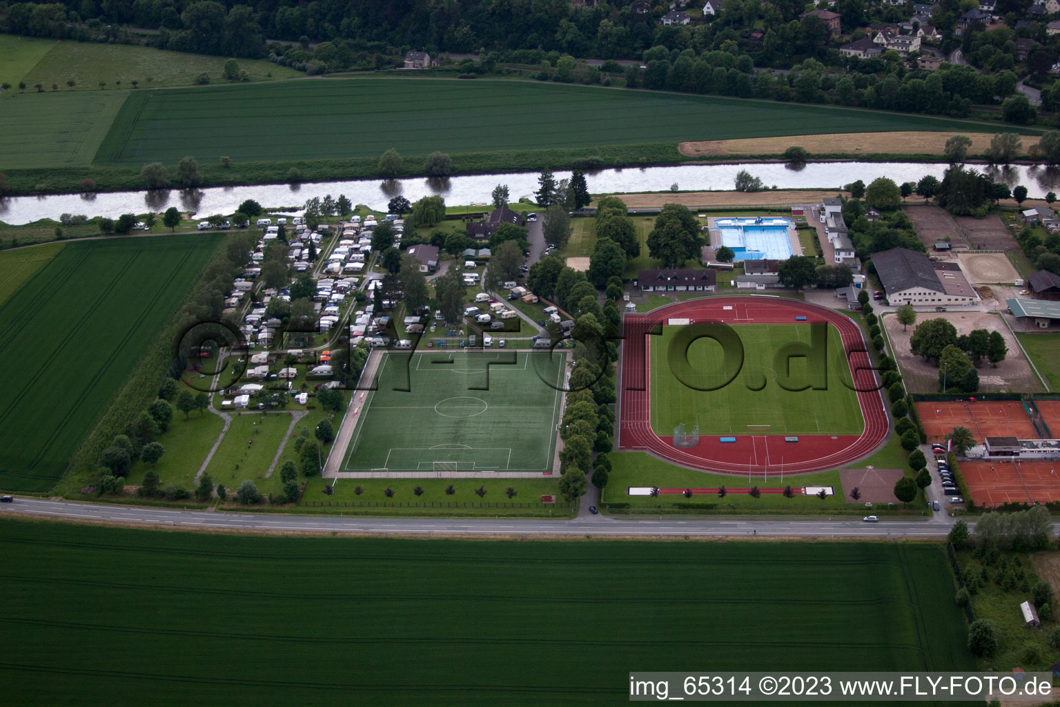 Höxter im Bundesland Nordrhein-Westfalen, Deutschland von der Drohne aus gesehen