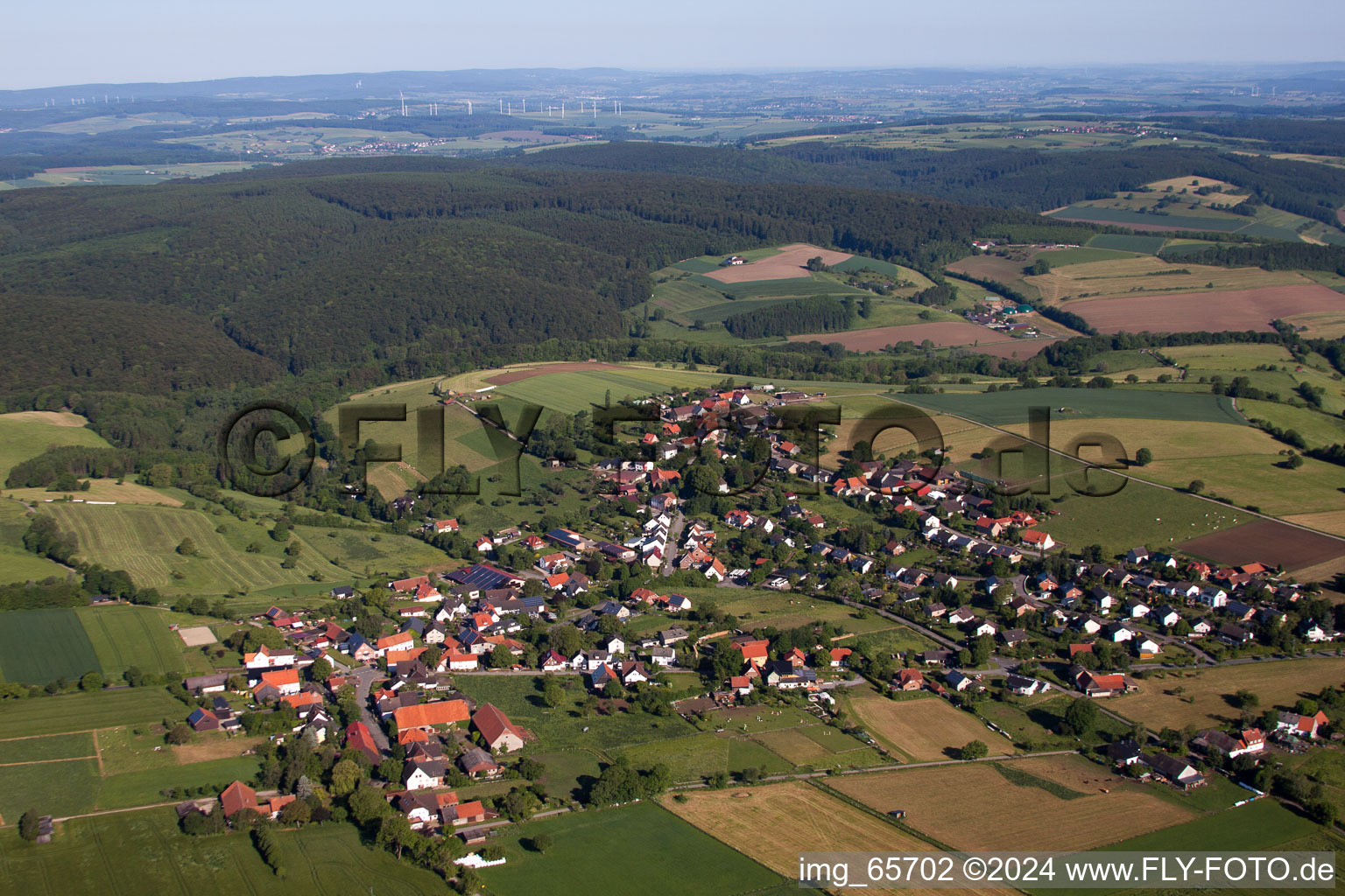 Dorf - Ansicht von Bosseborn in Höxter im Bundesland Nordrhein-Westfalen, Deutschland