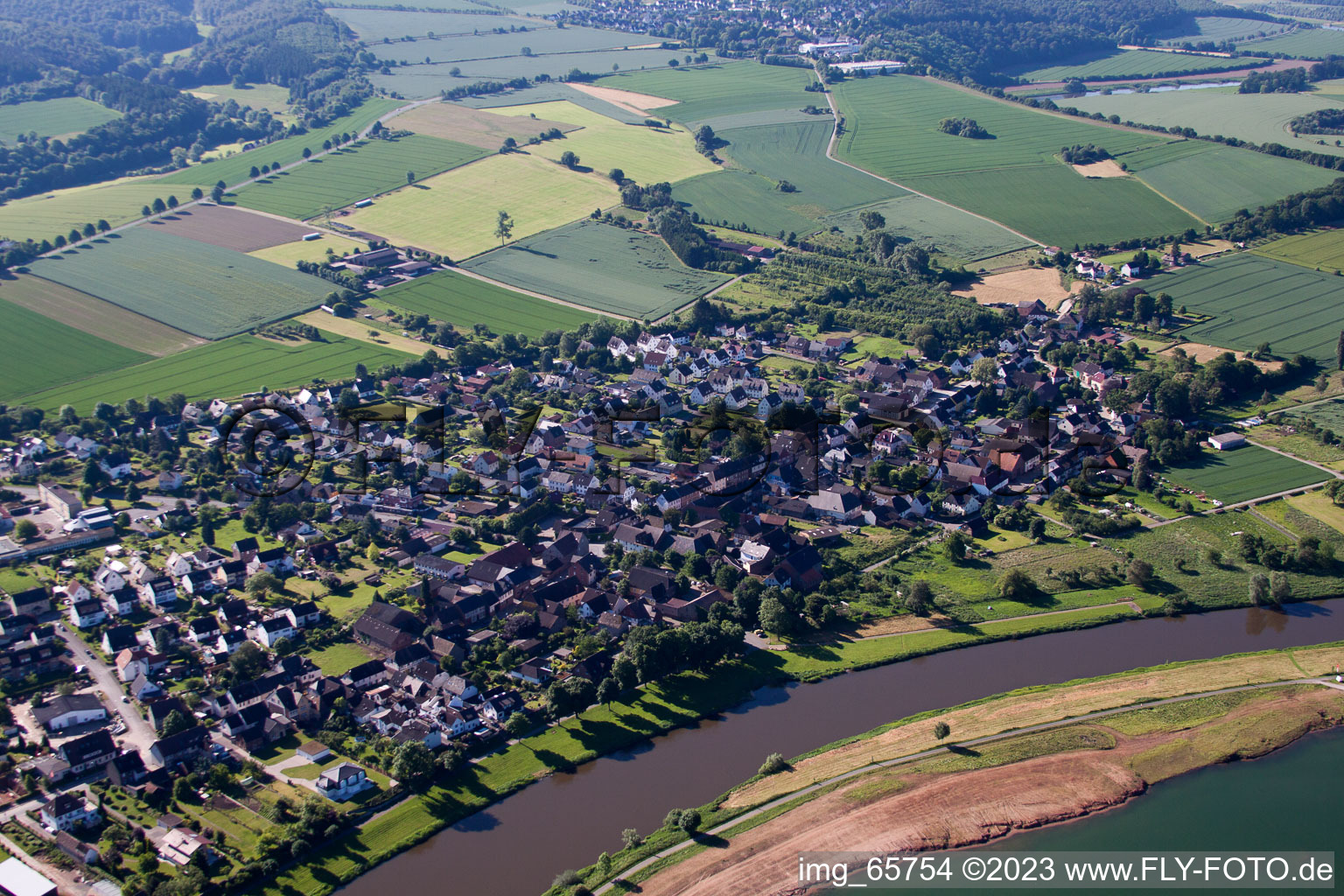 Luftaufnahme von Boffzen im Bundesland Nordrhein-Westfalen, Deutschland