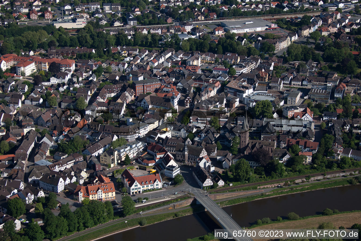 Höxter im Bundesland Nordrhein-Westfalen, Deutschland von einer Drohne aus