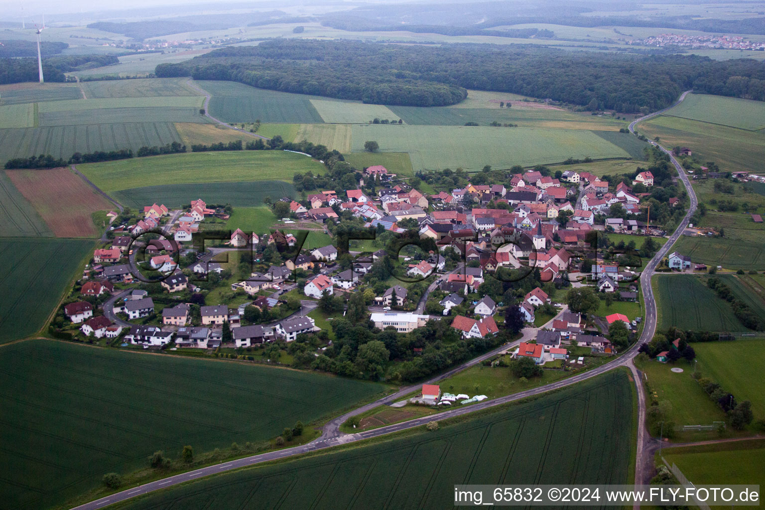 Dorf - Ansicht von Buch im Bundesland Bayern im Bundesland Baden-Württemberg, Deutschland
