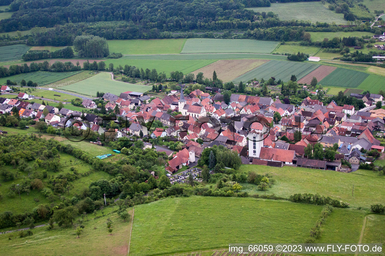 Luftaufnahme von Müdesheim im Bundesland Bayern, Deutschland