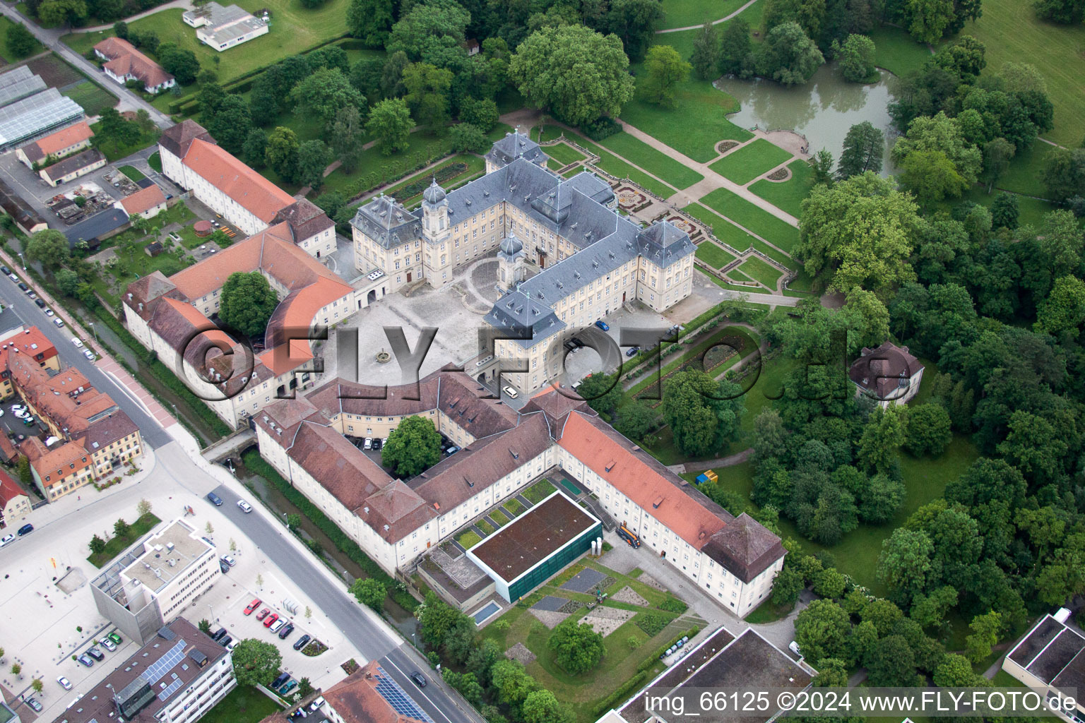 Palais des Schloss - Orthopädisches Krankenhaus in Werneck im Bundesland Bayern, Deutschland