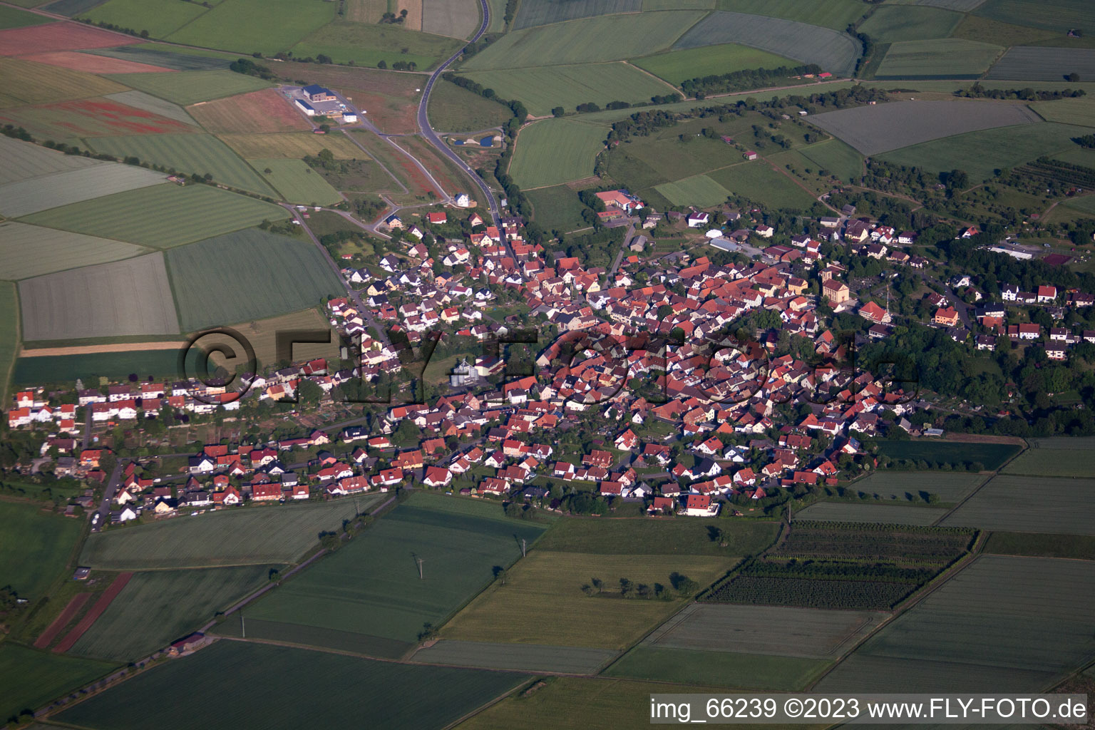 Luftaufnahme von Unteraltertheim im Bundesland Bayern, Deutschland