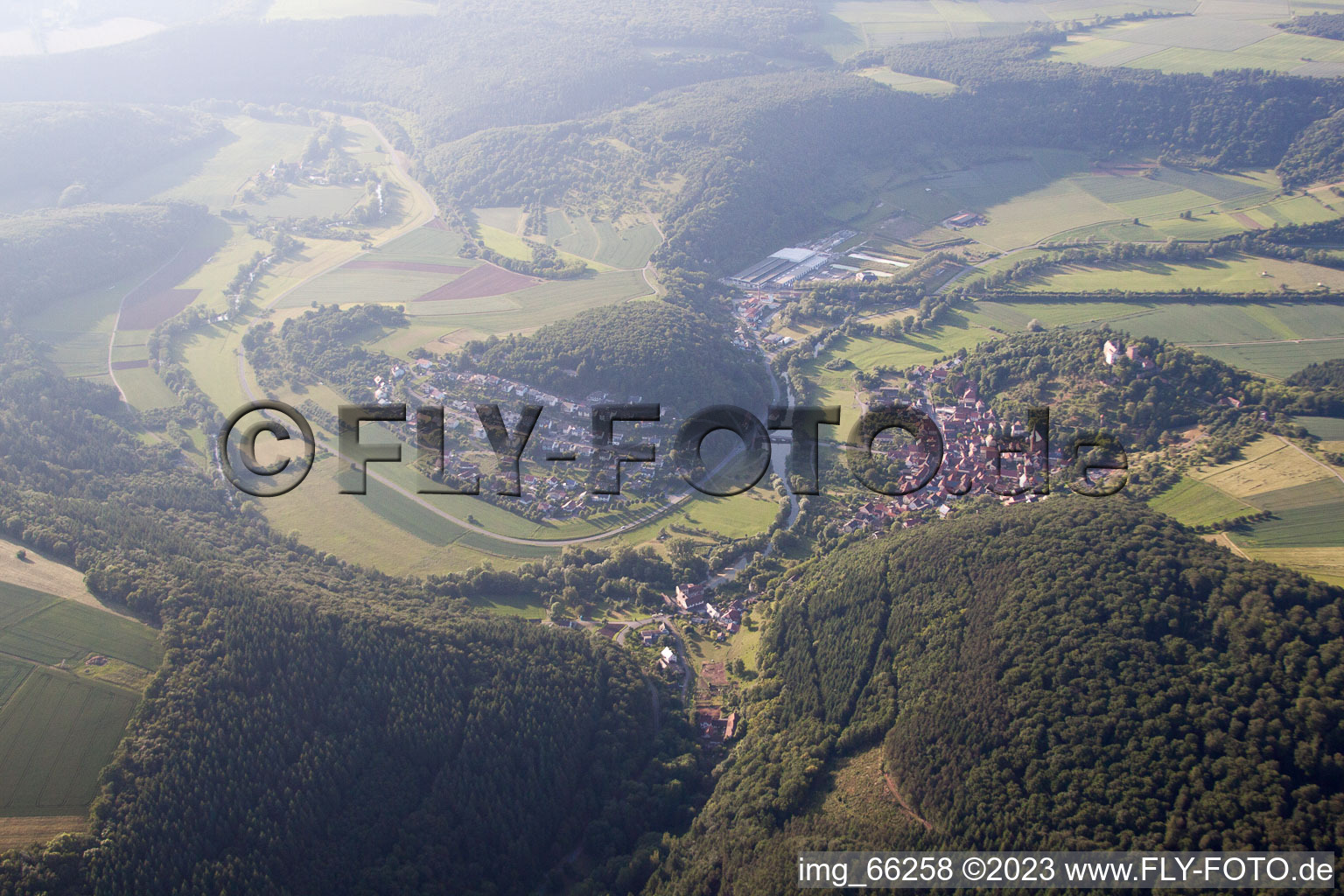 Luftaufnahme von Gamburg im Bundesland Baden-Württemberg, Deutschland