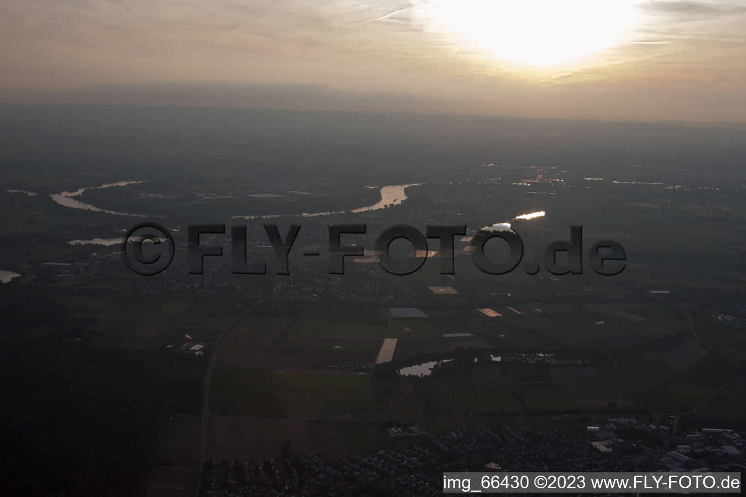 Altlußheim im Bundesland Baden-Württemberg, Deutschland aus der Luft betrachtet