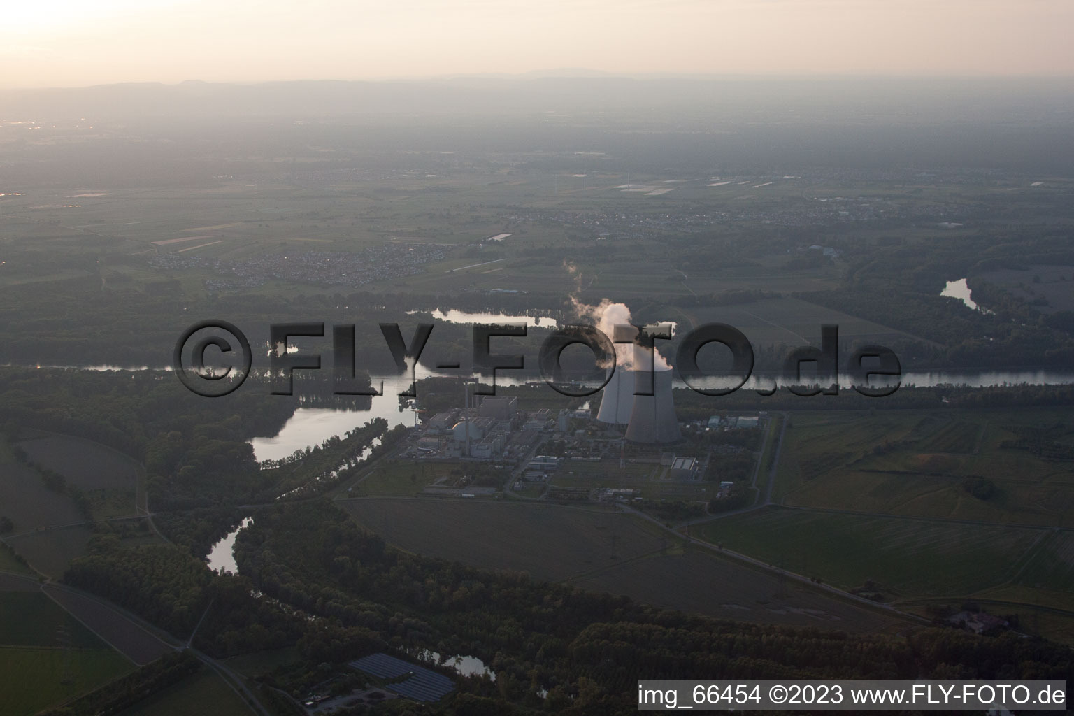 Drohnenbild von Philippsburg im Bundesland Baden-Württemberg, Deutschland