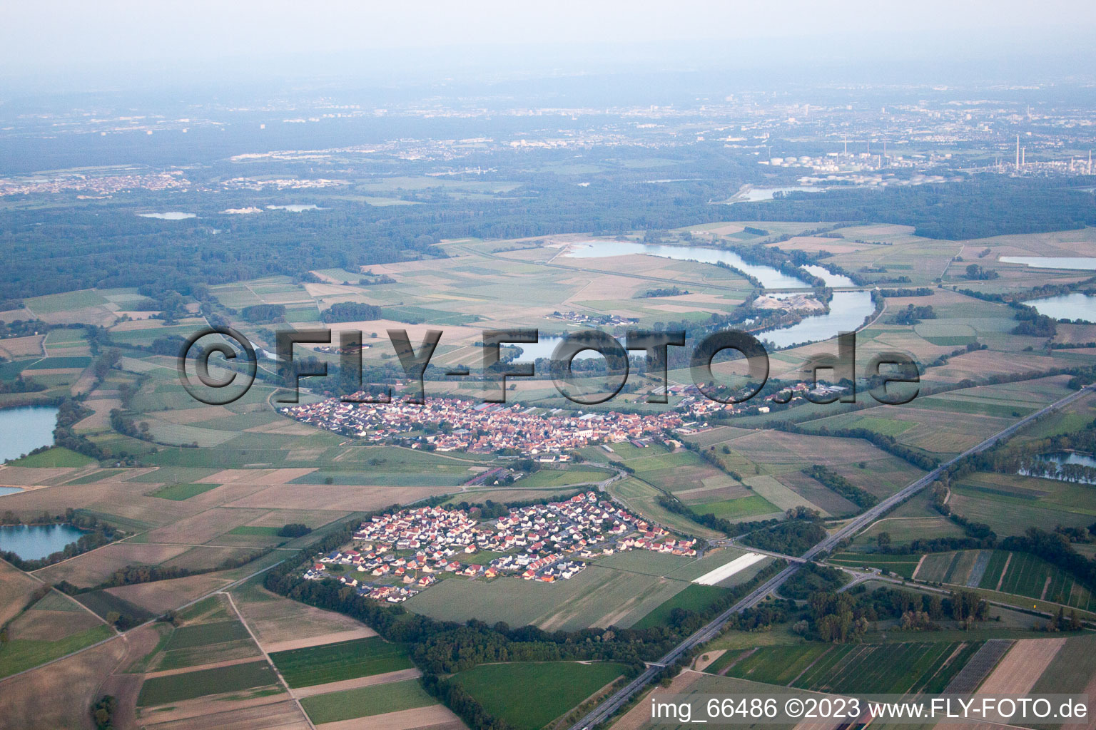 Neupotz im Bundesland Rheinland-Pfalz, Deutschland aus der Luft betrachtet