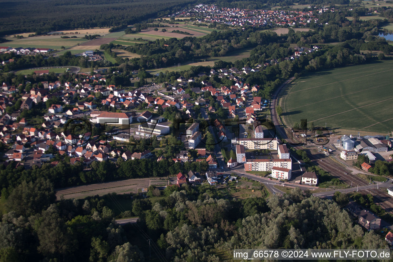 Lauterbourg im Bundesland Bas-Rhin, Frankreich aus der Vogelperspektive