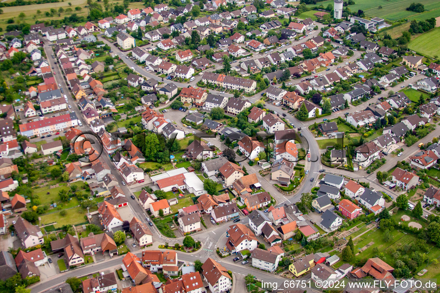 Luftbild von Ortsteil Spielberg in Karlsbad im Bundesland Baden-Württemberg, Deutschland
