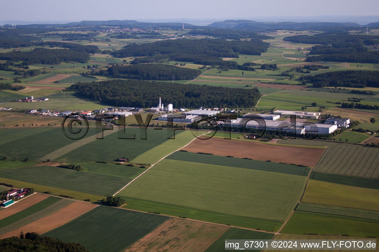 Industrie- und Gewerbegebiet mit Ingenieurbüro Stark GmbH & Co. KG in Laichingen im Bundesland Baden-Württemberg, Deutschland