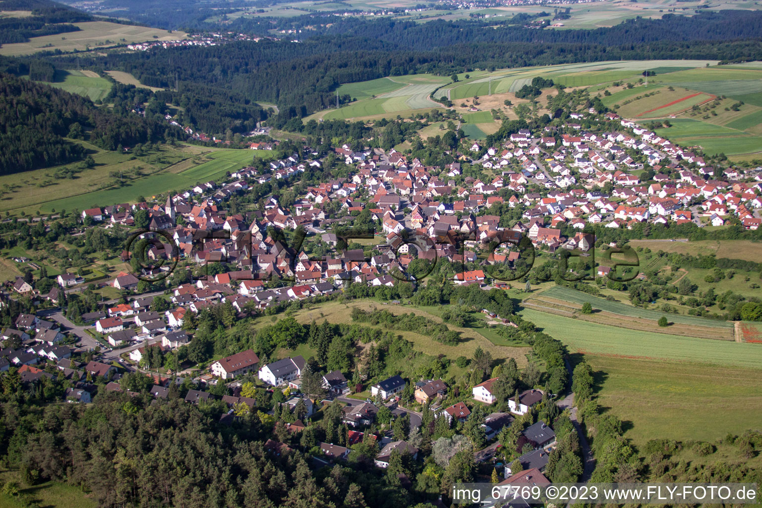 Luftaufnahme von Gültlingen im Bundesland Baden-Württemberg, Deutschland