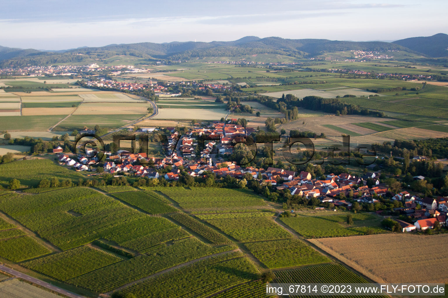 Oberhausen im Bundesland Rheinland-Pfalz, Deutschland von oben