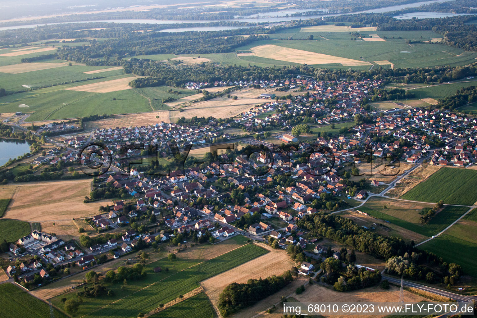 Rountzenheim im Bundesland Bas-Rhin, Frankreich aus der Luft betrachtet