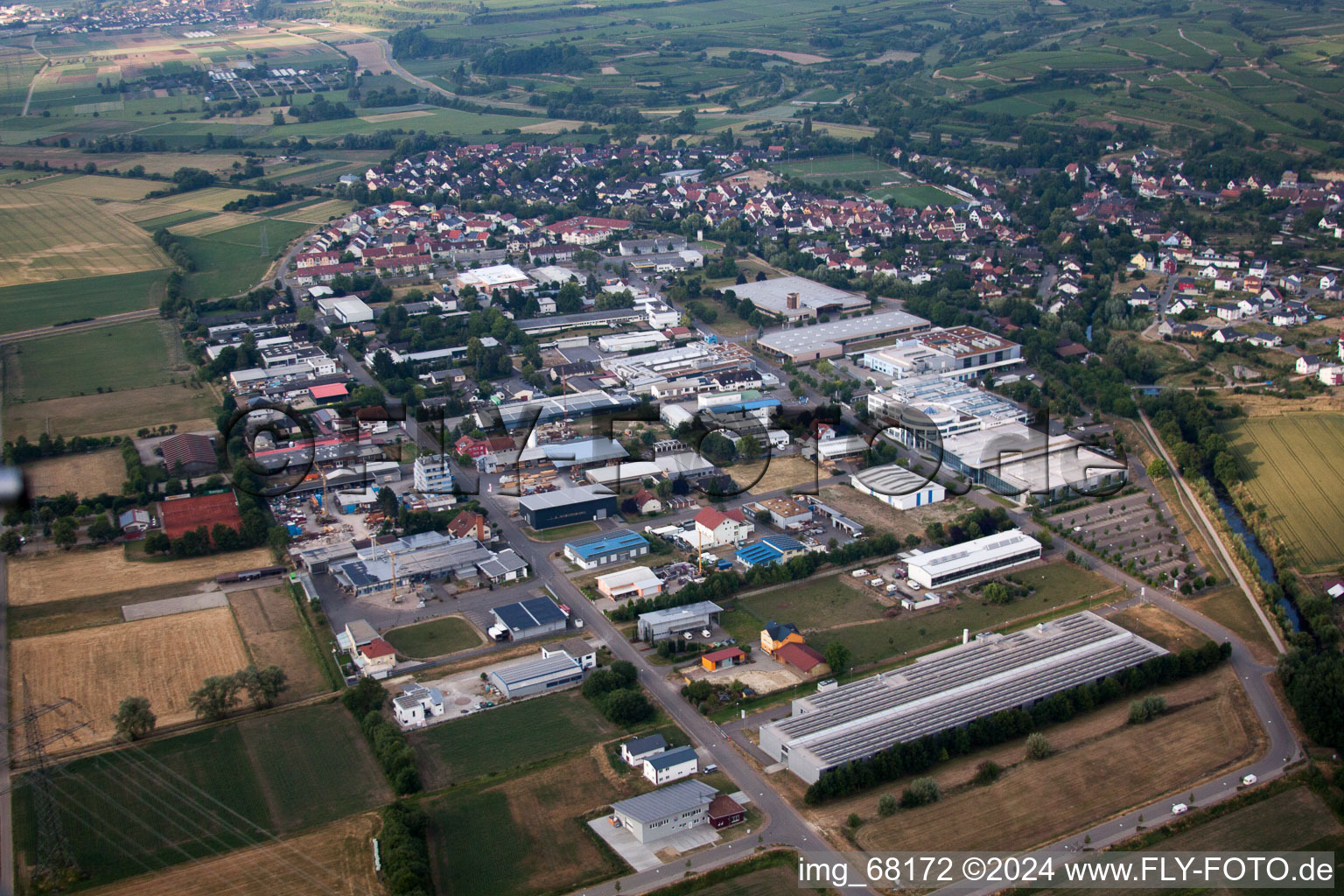 Industrie- und Gewerbegebiet Ost in Bahlingen am Kaiserstuhl im Bundesland Baden-Württemberg, Deutschland
