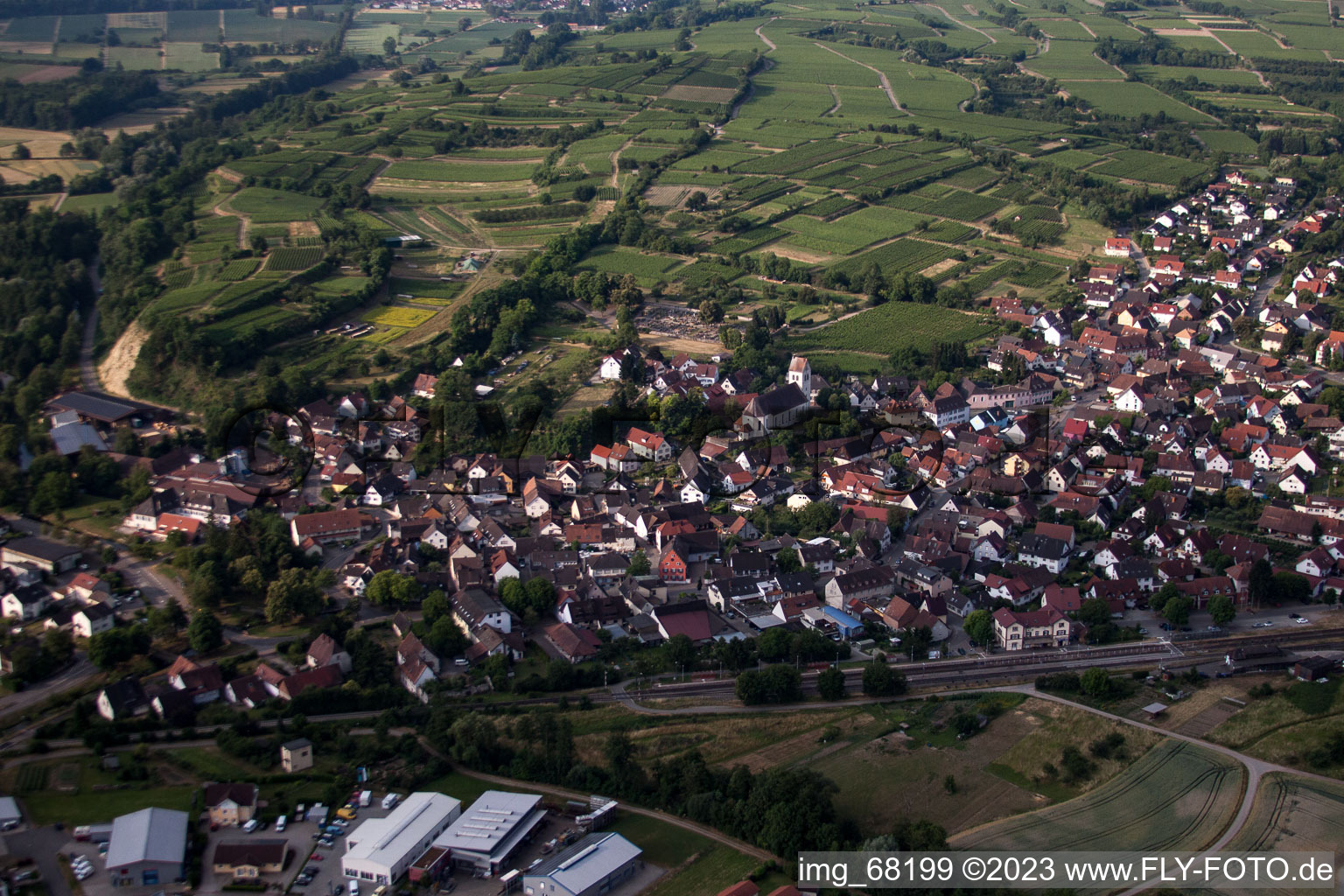 Luftaufnahme von Gottenheim im Bundesland Baden-Württemberg, Deutschland