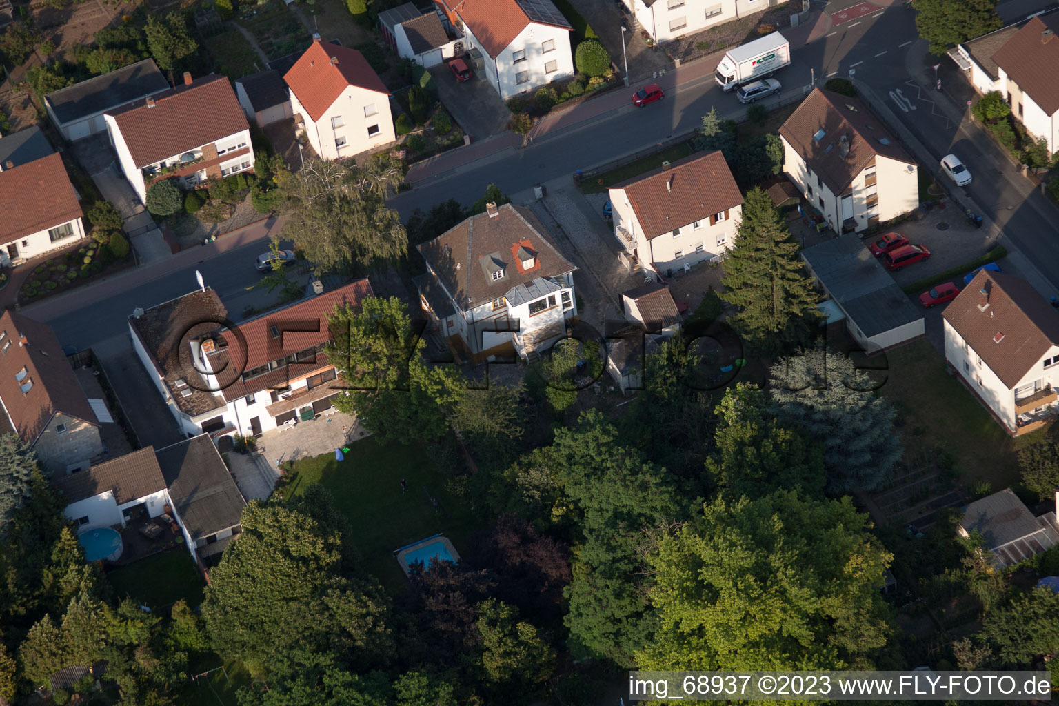 Ortsteil Dannstadt in Dannstadt-Schauernheim im Bundesland Rheinland-Pfalz, Deutschland von der Drohne aus gesehen