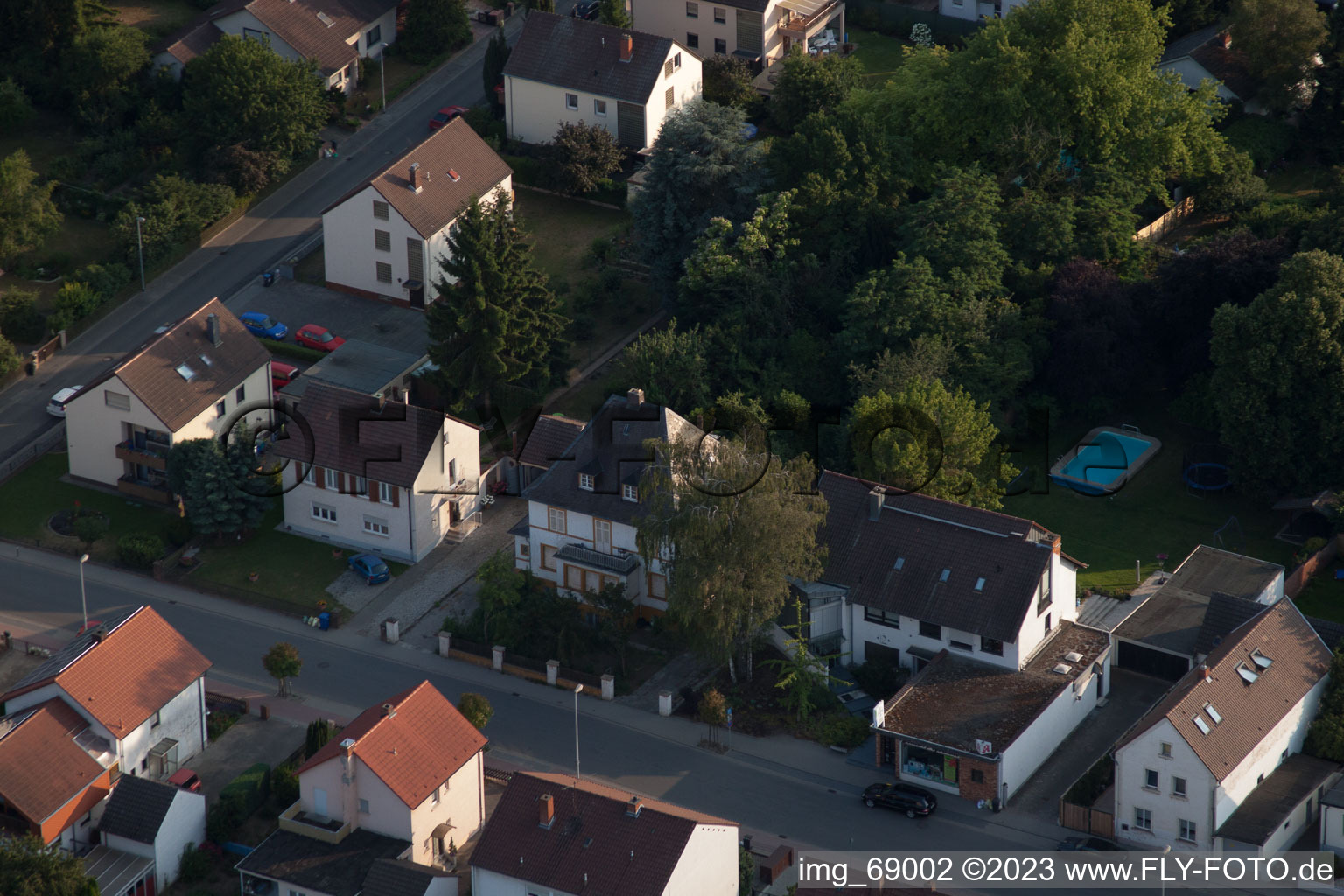 Ortsteil Dannstadt in Dannstadt-Schauernheim im Bundesland Rheinland-Pfalz, Deutschland von oben