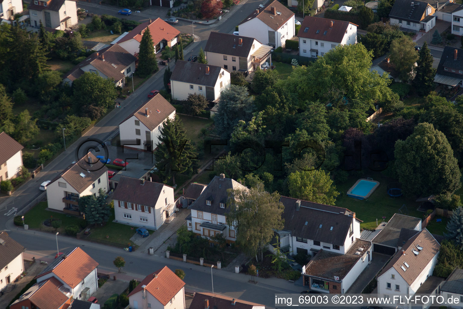Ortsteil Dannstadt in Dannstadt-Schauernheim im Bundesland Rheinland-Pfalz, Deutschland aus der Luft