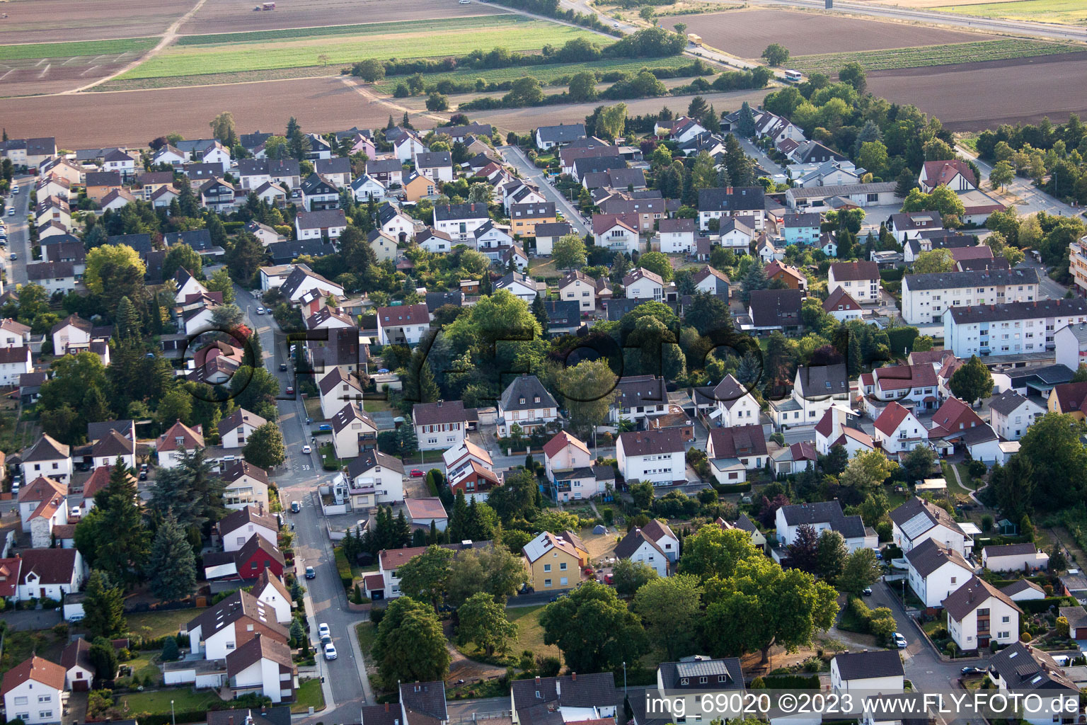 Luftaufnahme von Ortsteil Dannstadt in Dannstadt-Schauernheim im Bundesland Rheinland-Pfalz, Deutschland