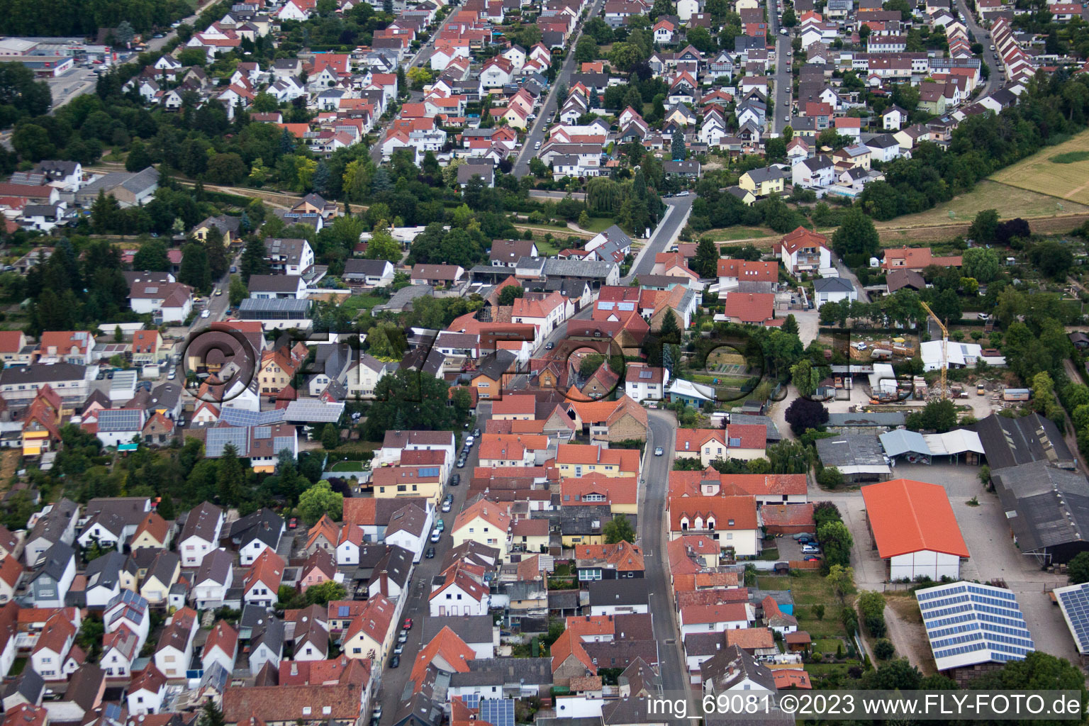 Luftbild von Dammstr im Ortsteil Bobenheim in Bobenheim-Roxheim im Bundesland Rheinland-Pfalz, Deutschland