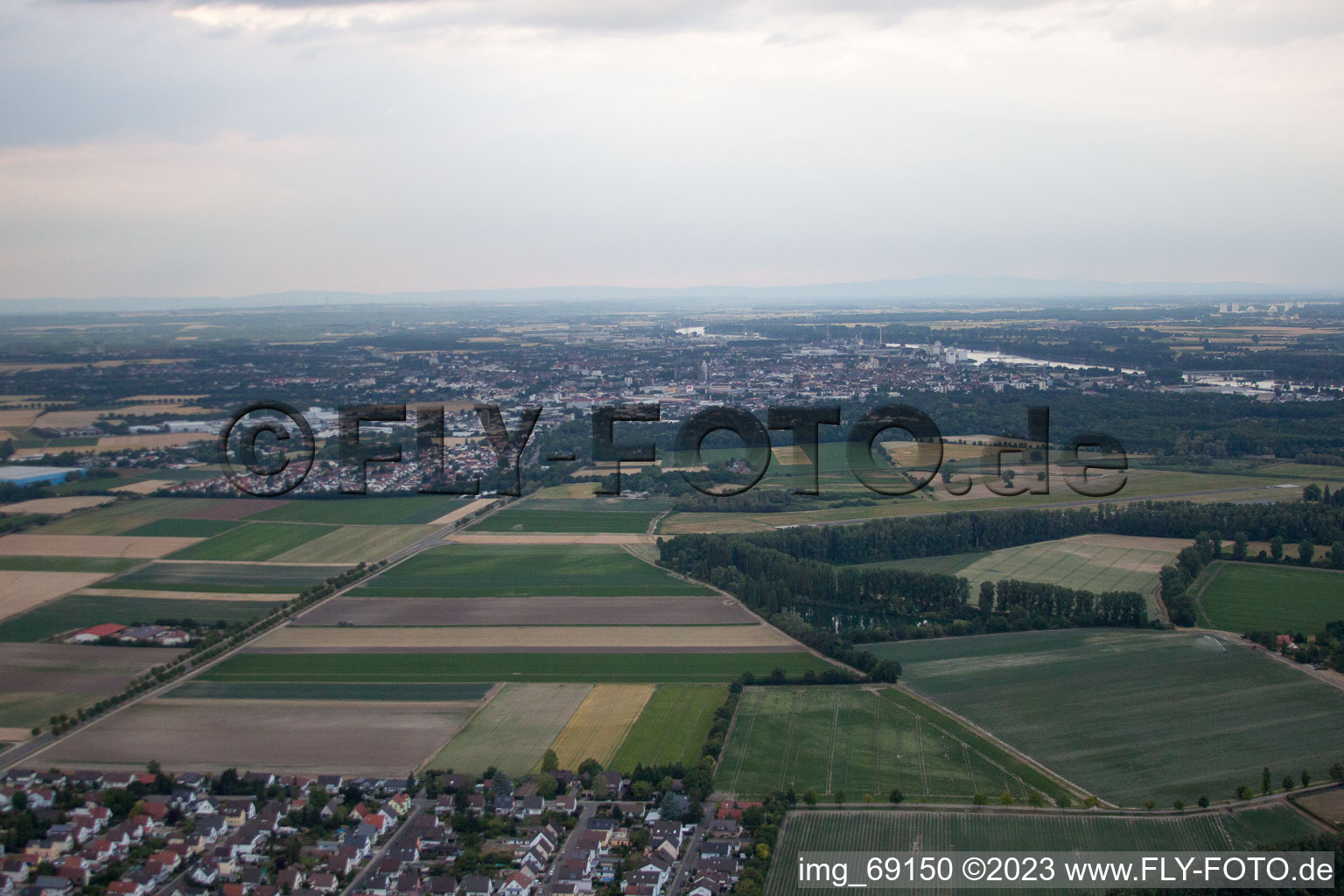 Worms im Bundesland Rheinland-Pfalz, Deutschland von oben gesehen