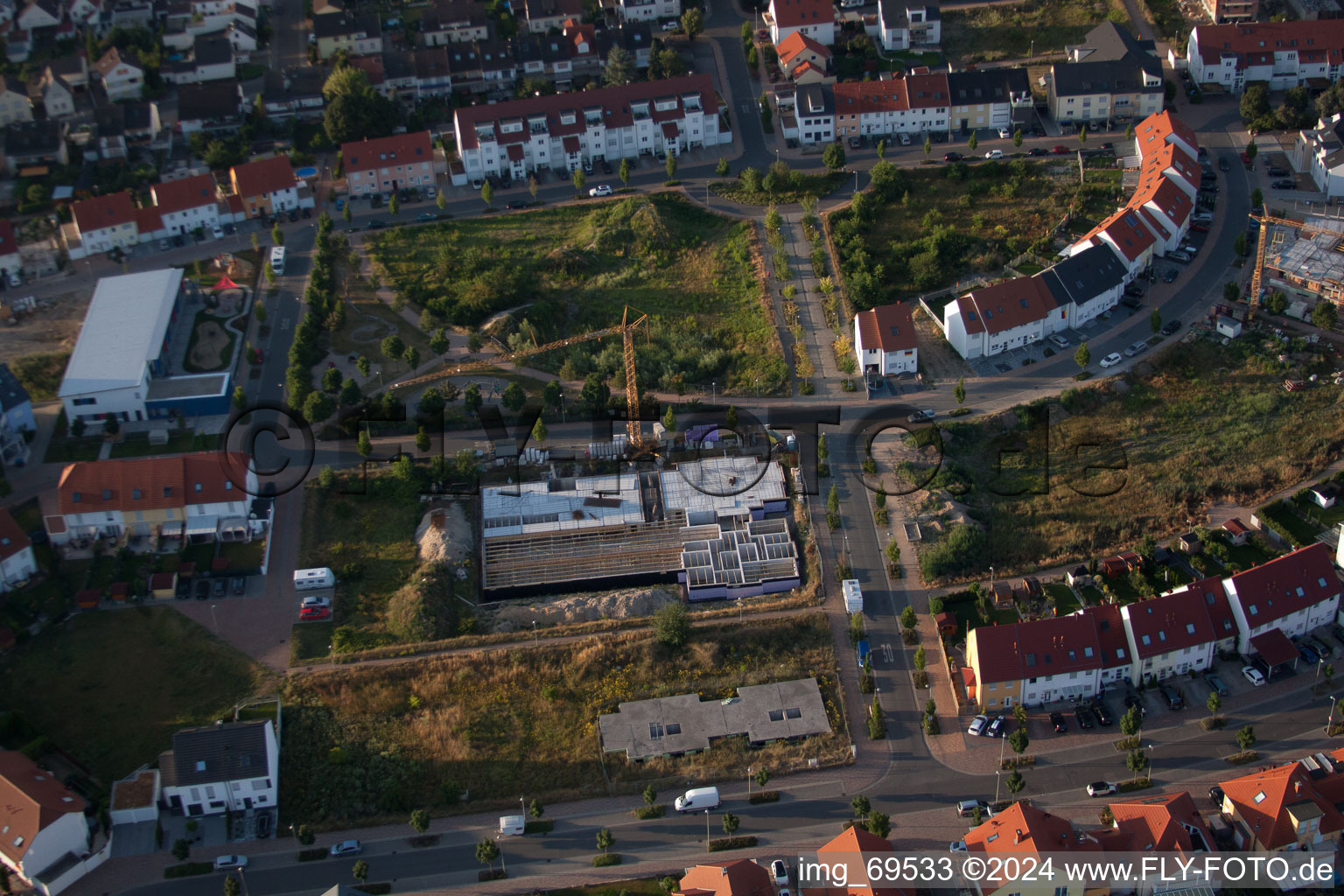 Einzkeimer Straße in Mutterstadt im Bundesland Rheinland-Pfalz, Deutschland