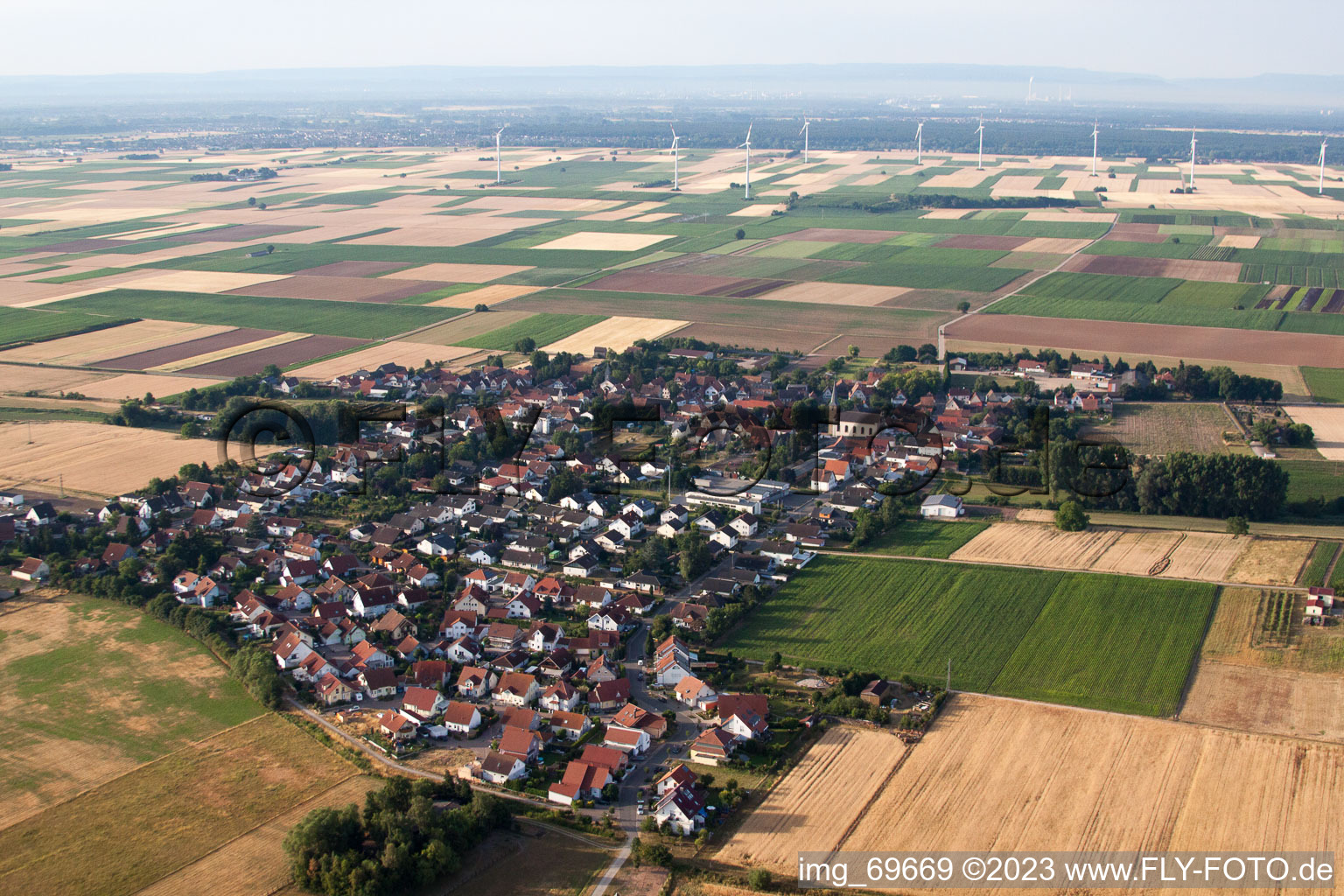 Knittelsheim im Bundesland Rheinland-Pfalz, Deutschland von oben