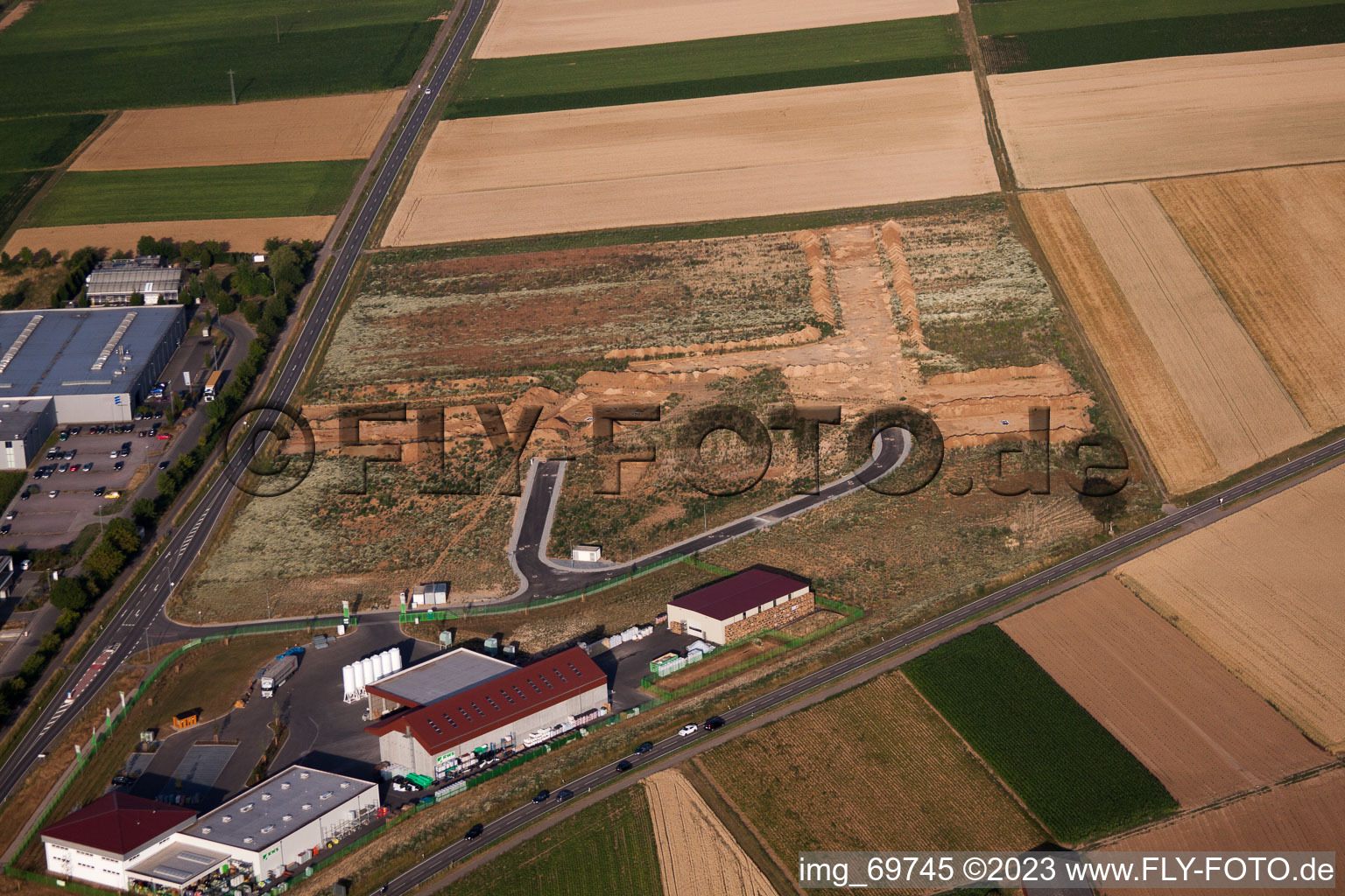 Luftbild von Herxheim, Archäologische Grabung am neuen Gewerbegebiet NW in Herxheim bei Landau/Pfalz im Bundesland Rheinland-Pfalz, Deutschland