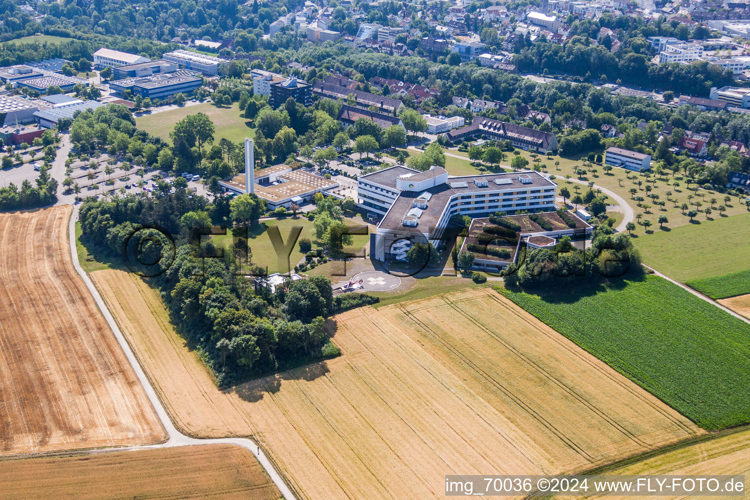 Luftbild von Klinikgelände des Kreiskrankenhaus in Leonberg im Bundesland Baden-Württemberg, Deutschland