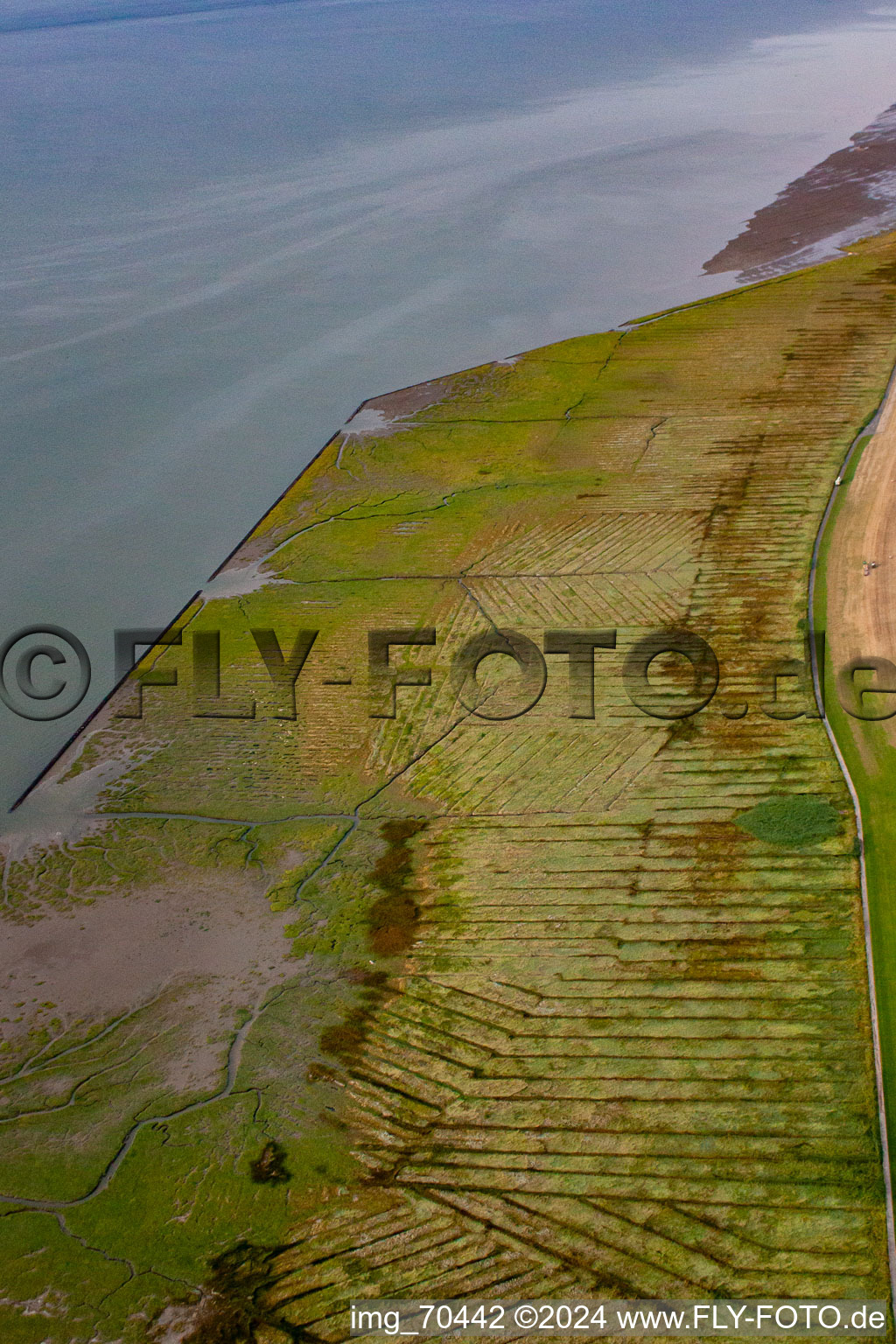 Luftbild von Wattenmeer im Ortsteil Duhnen in Cuxhaven im Bundesland Niedersachsen, Deutschland