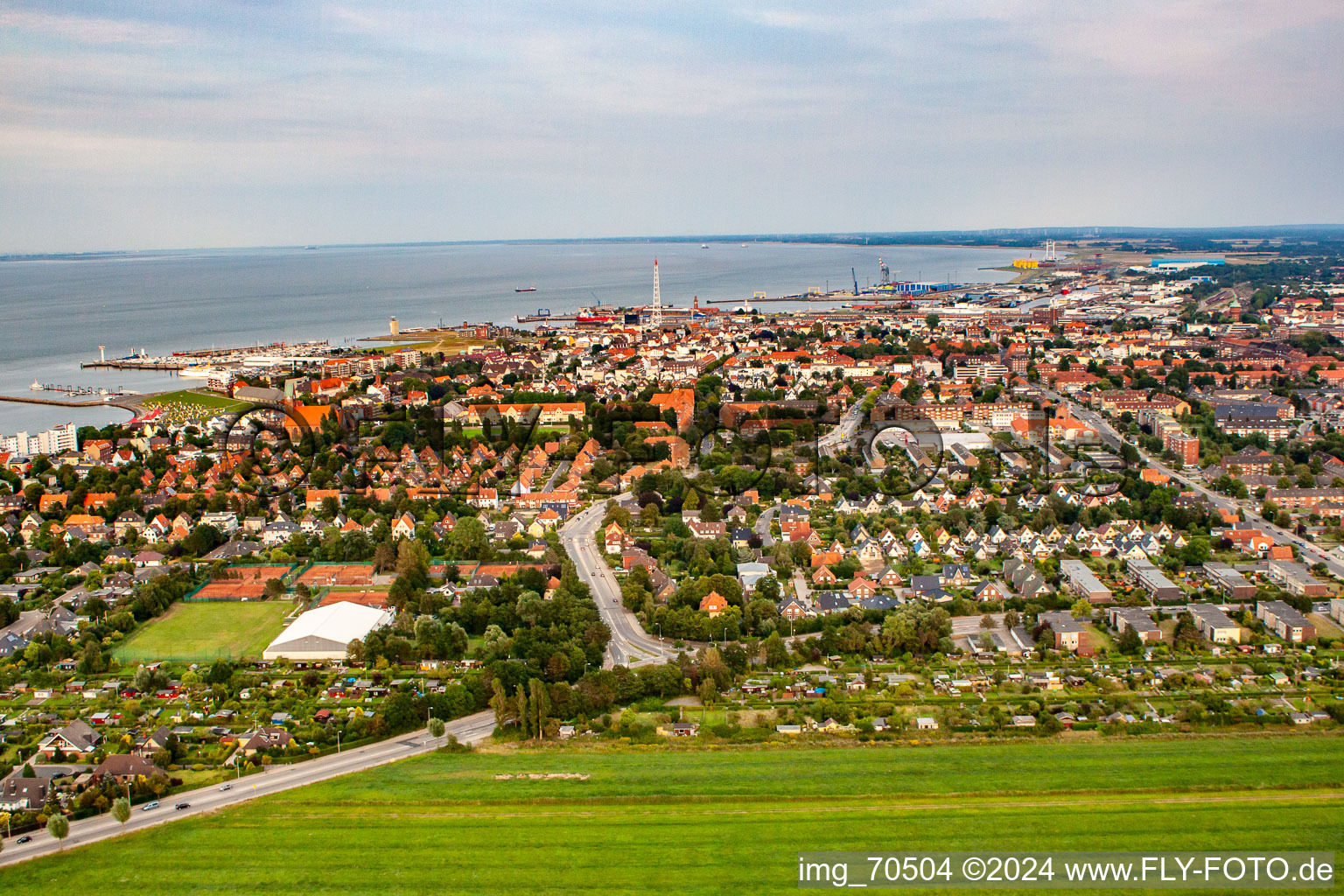 Luftbild von Feldweg und Haydnstr im Ortsteil Döse in Cuxhaven im Bundesland Niedersachsen, Deutschland