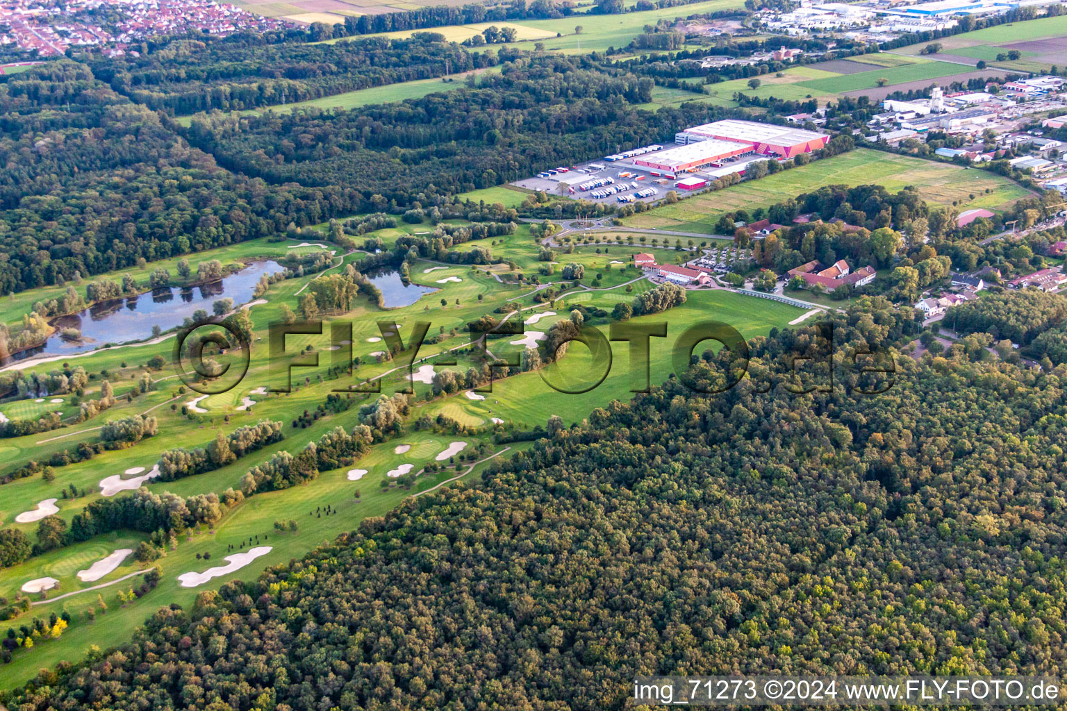 Luftbild von Golfclub Dreihof in Essingen im Bundesland Rheinland-Pfalz, Deutschland