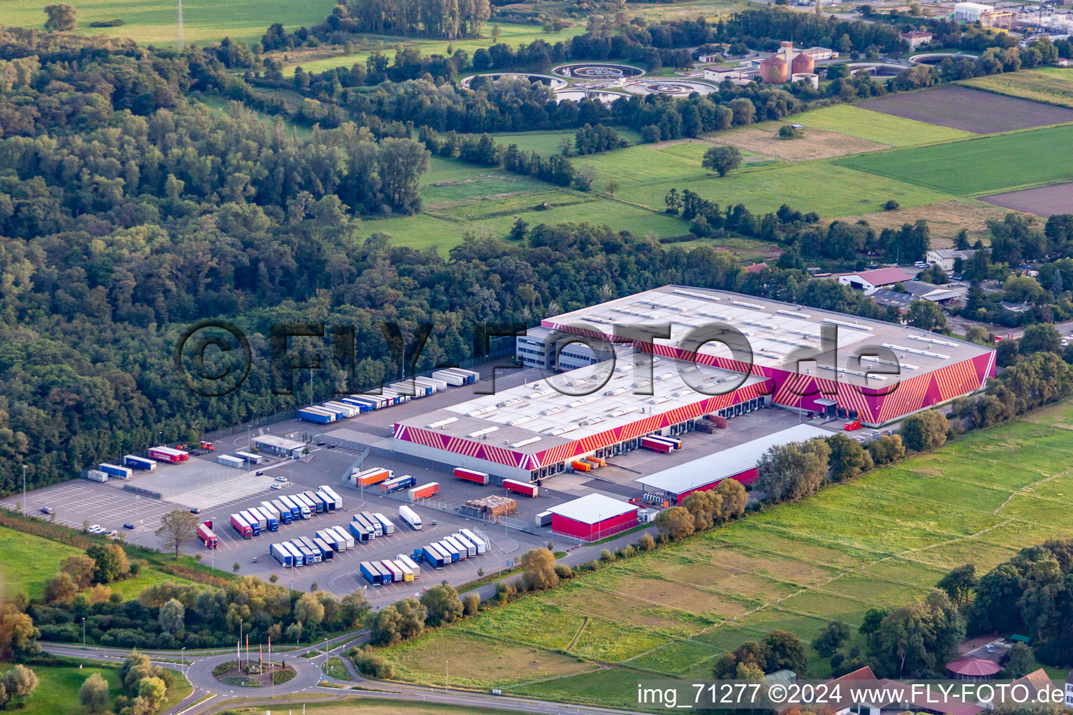 Bornheim Industriegebiet in Essingen im Bundesland Rheinland-Pfalz, Deutschland