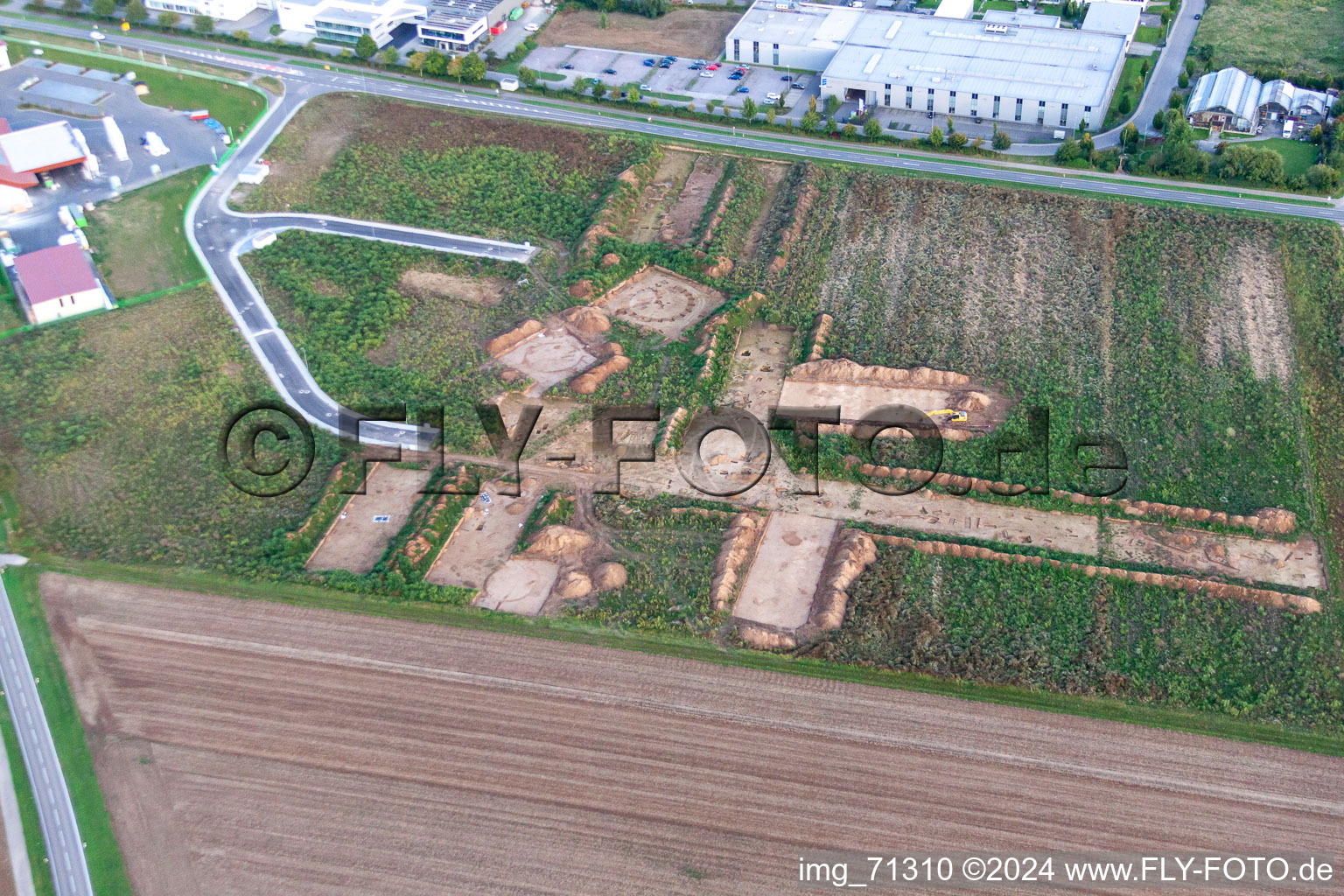 Herxheim, Archäologische Grabung am neuen Gewerbegebiet NW in Herxheim bei Landau im Bundesland Rheinland-Pfalz, Deutschland
