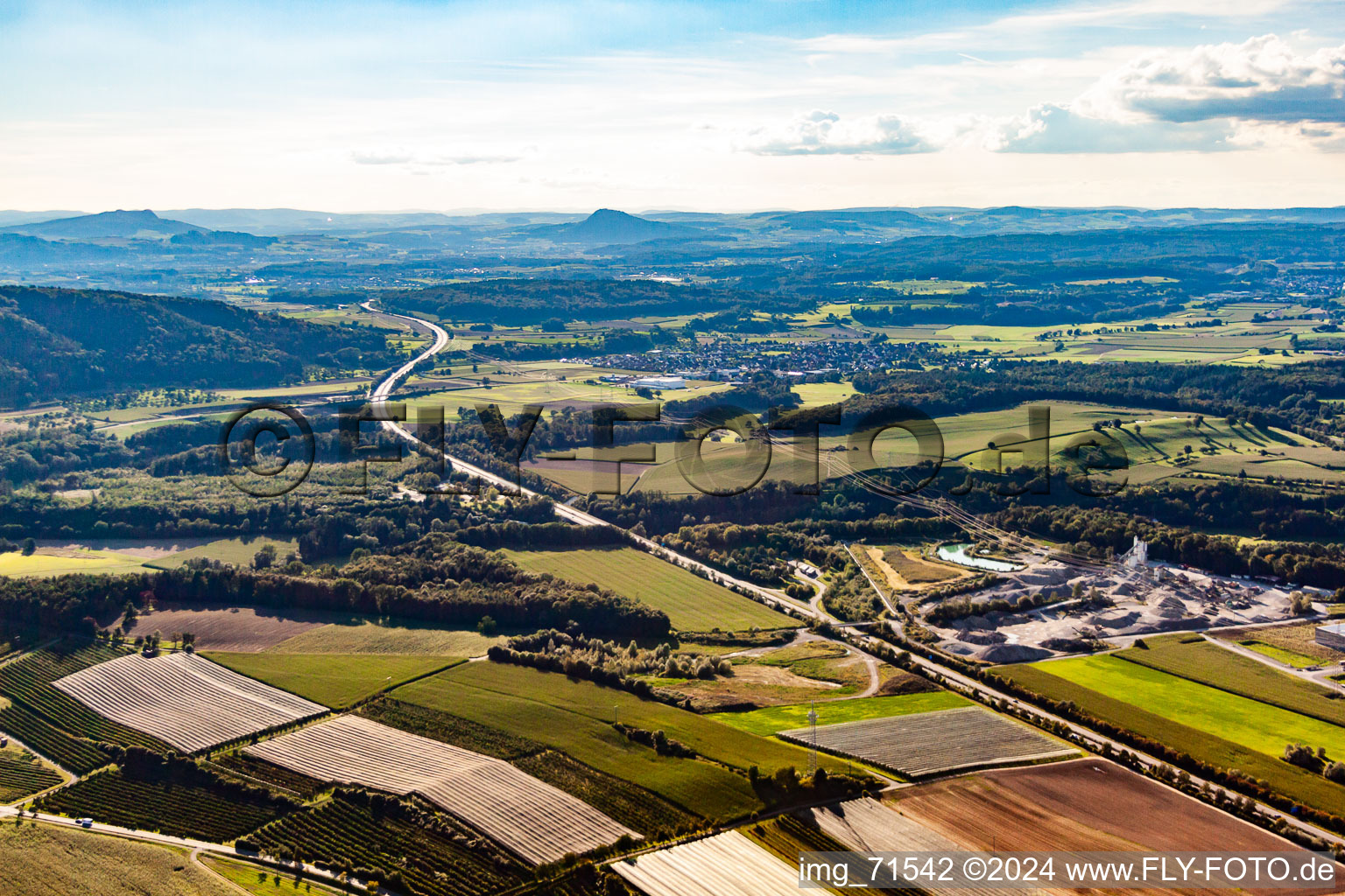 Stockach, Flugplatz A98 im Ortsteil Nenzingen in Orsingen-Nenzingen im Bundesland Baden-Württemberg, Deutschland