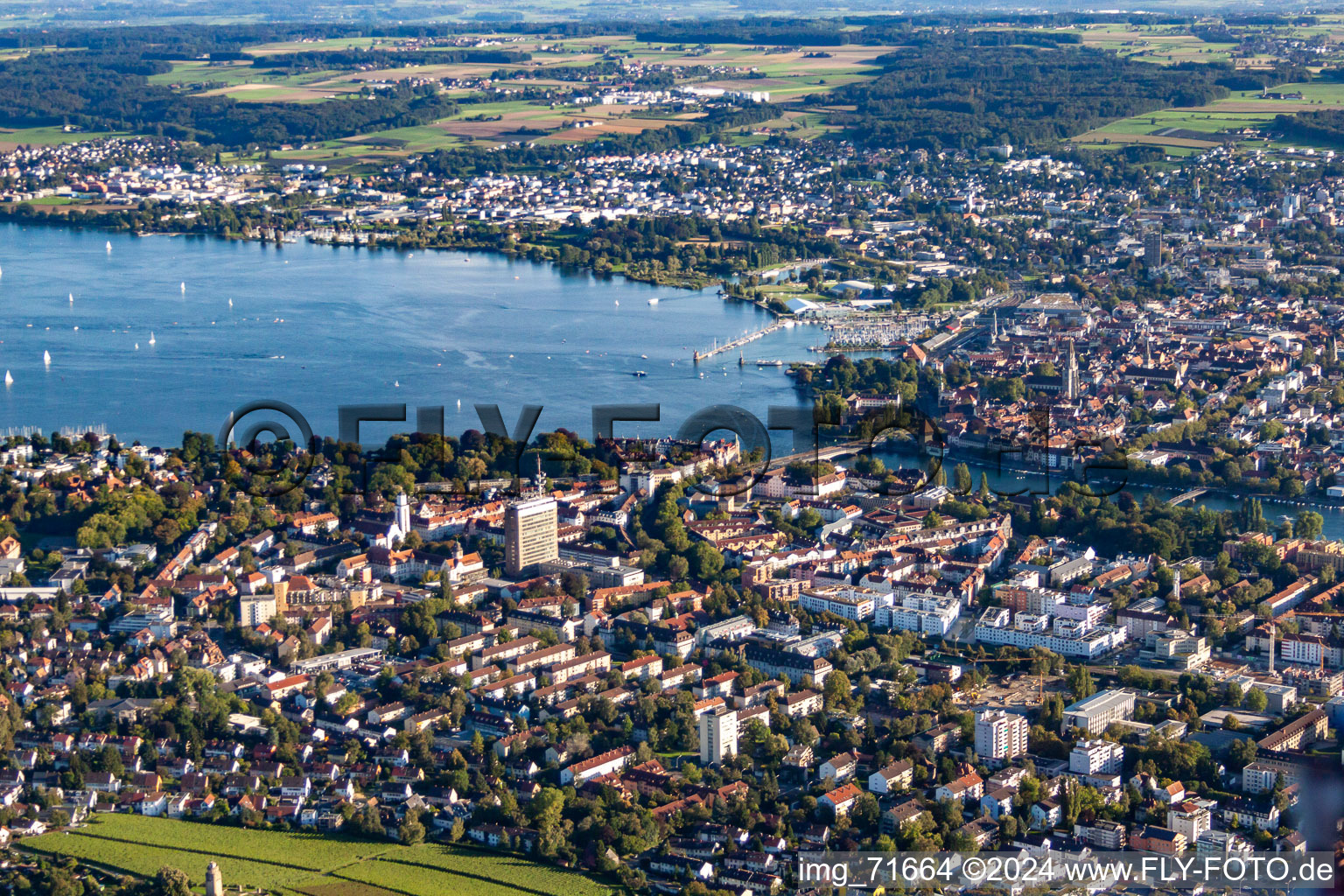 Luftaufnahme von Ortsteil Petershausen in Konstanz im Bundesland Baden-Württemberg, Deutschland