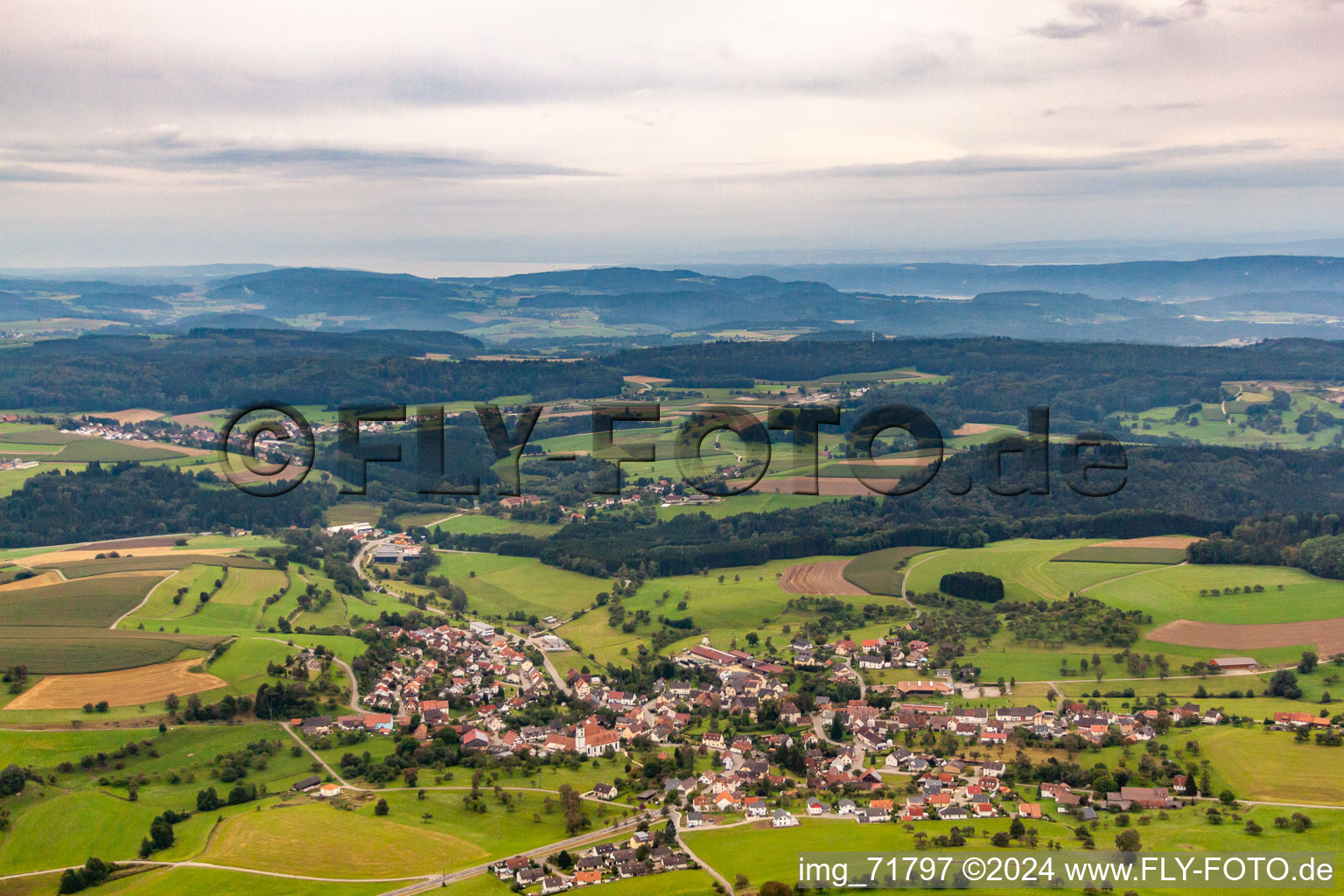 Mühlingen im Bundesland Baden-Württemberg, Deutschland aus der Luft betrachtet
