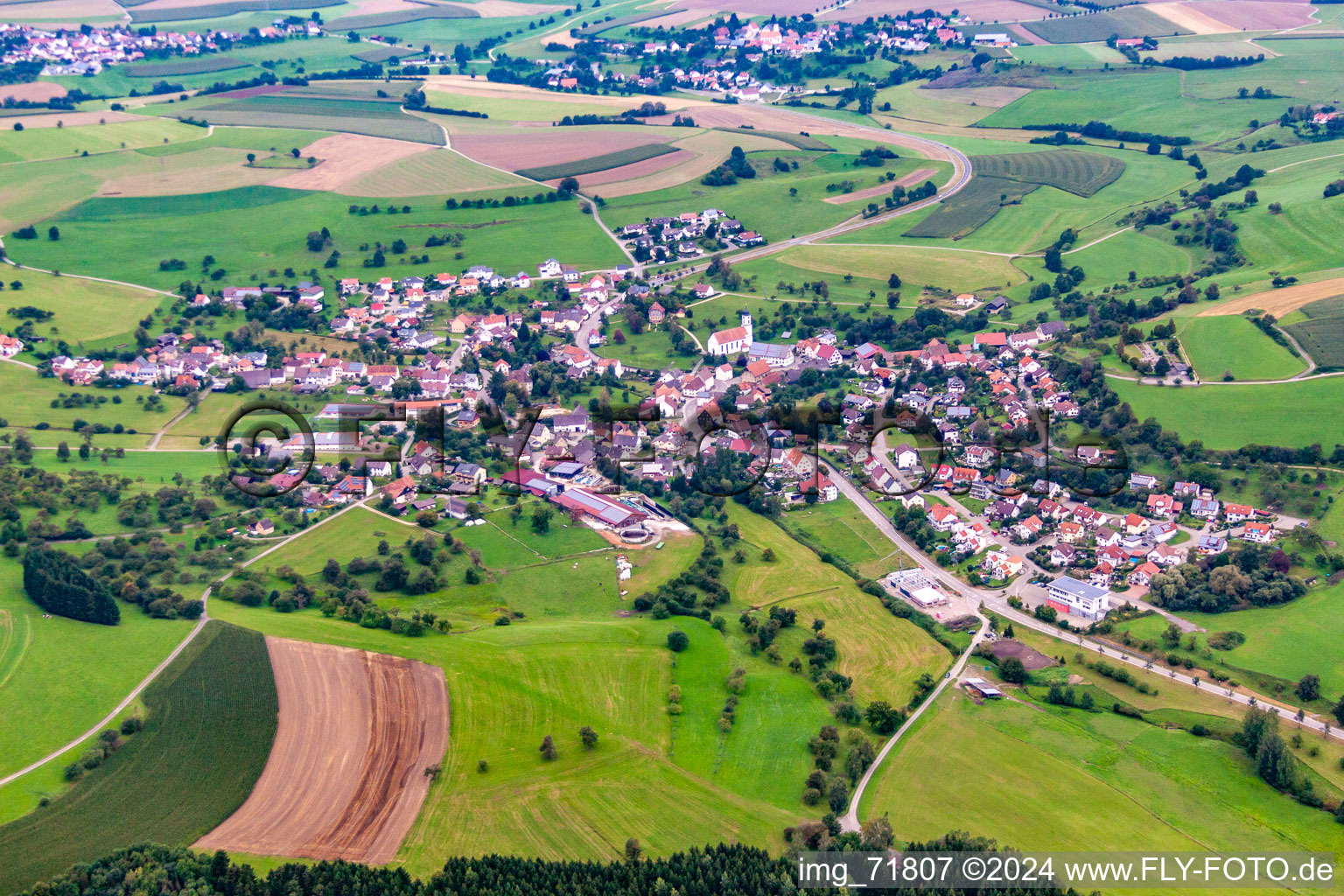Luftbild von Dorf - Ansicht in Mühlingen im Bundesland Baden-Württemberg, Deutschland