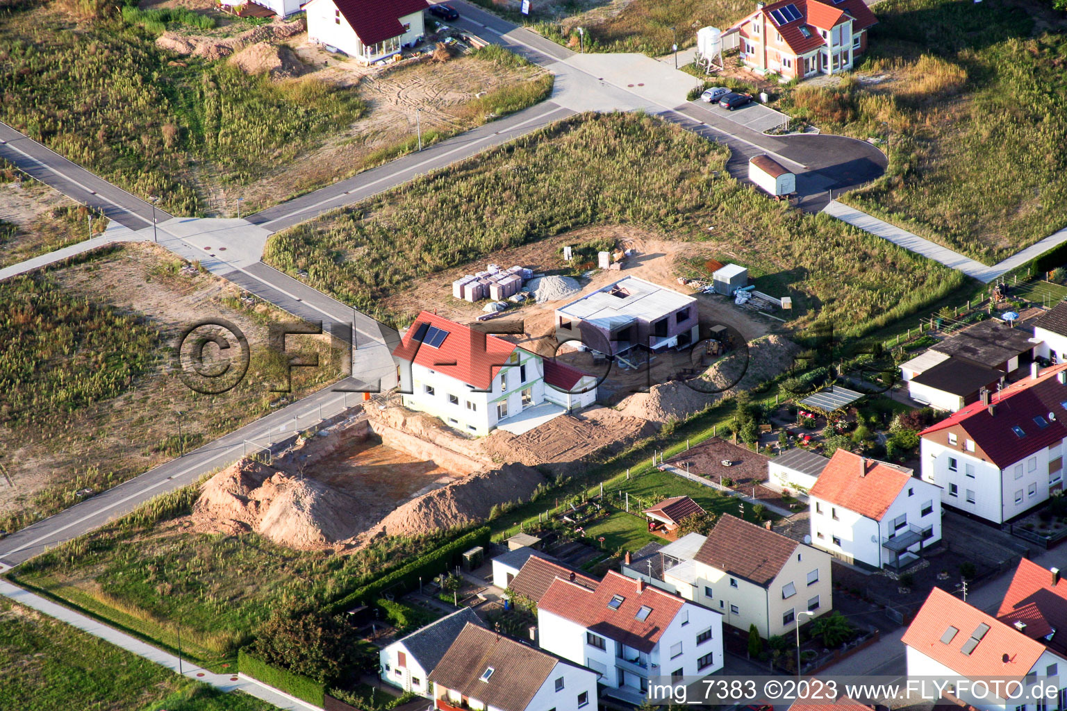 Kandel, Neubaugebiet Am Höhenweg im Bundesland Rheinland-Pfalz, Deutschland aus der Luft betrachtet