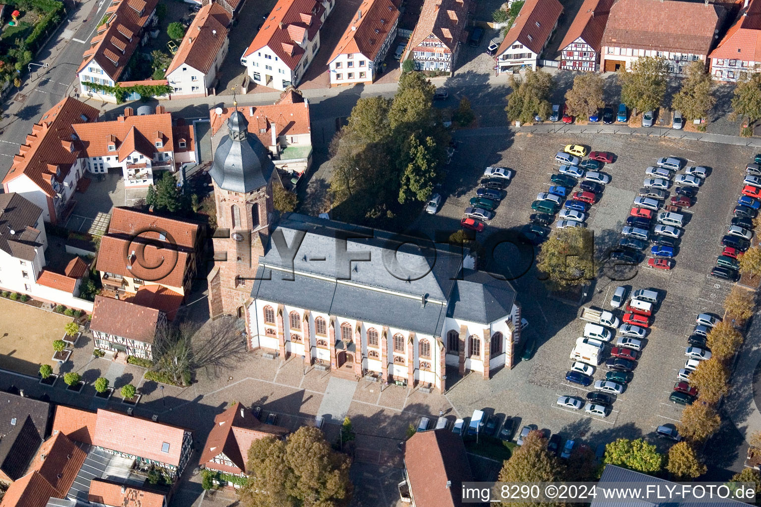 Kandel, prot. kirche, Marktplatz im Bundesland Rheinland-Pfalz, Deutschland