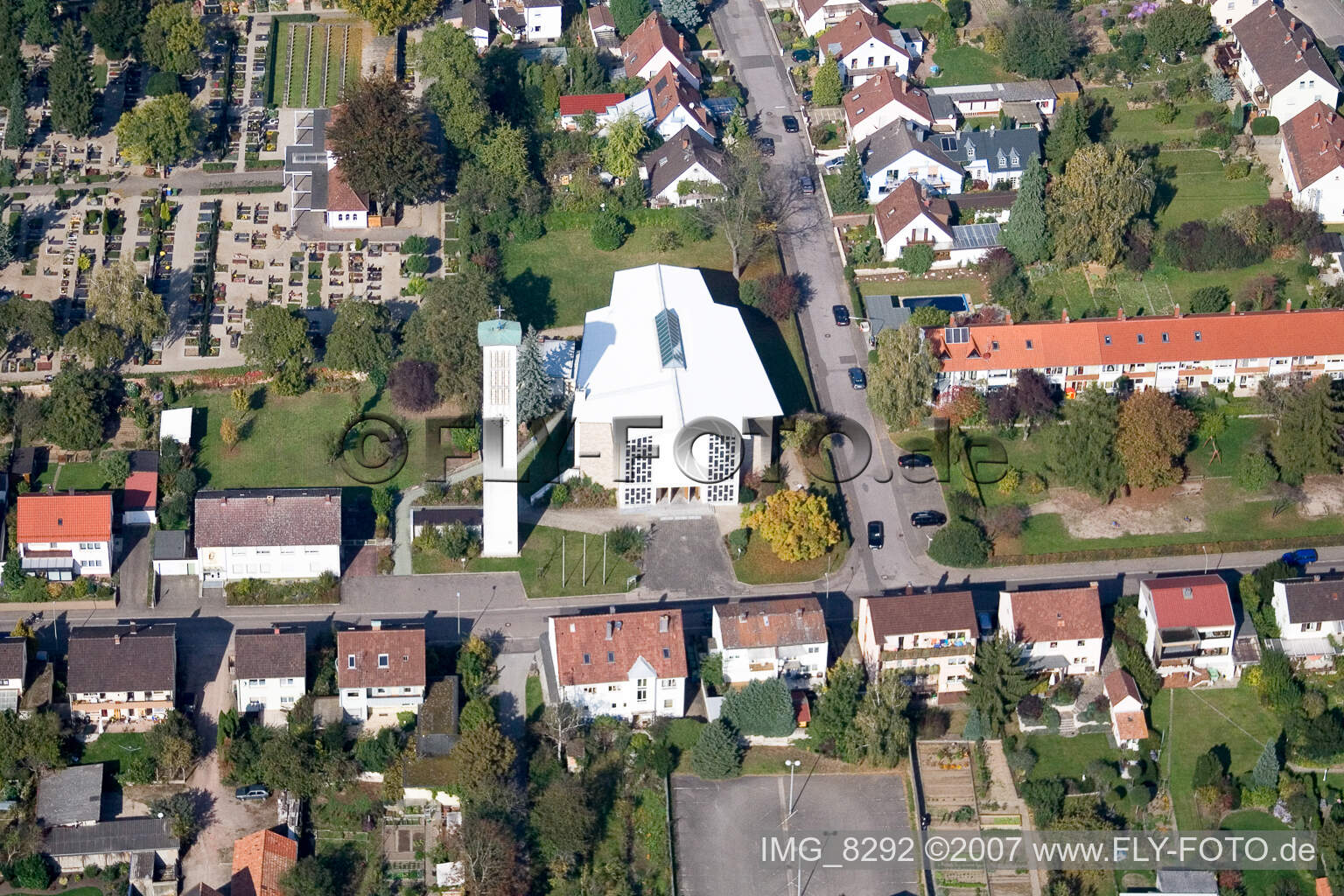 Luftbild von Kandel, kath. St. Piuskirche im Bundesland Rheinland-Pfalz, Deutschland