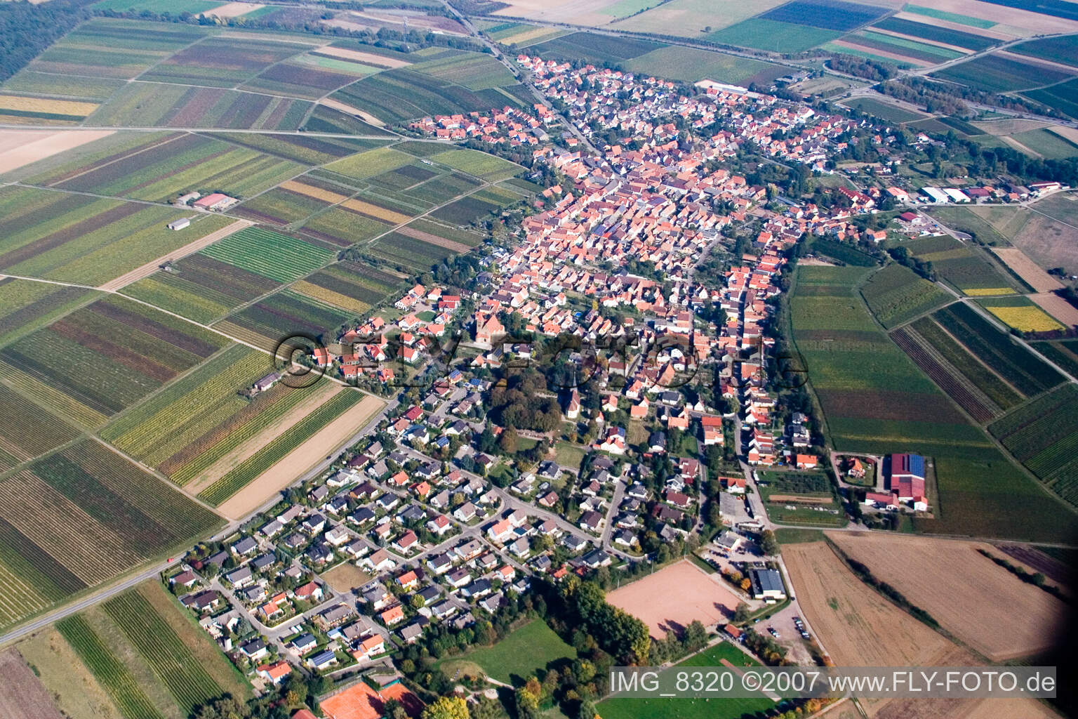 Luftbild von Insheim von Südwesten im Bundesland Rheinland-Pfalz, Deutschland
