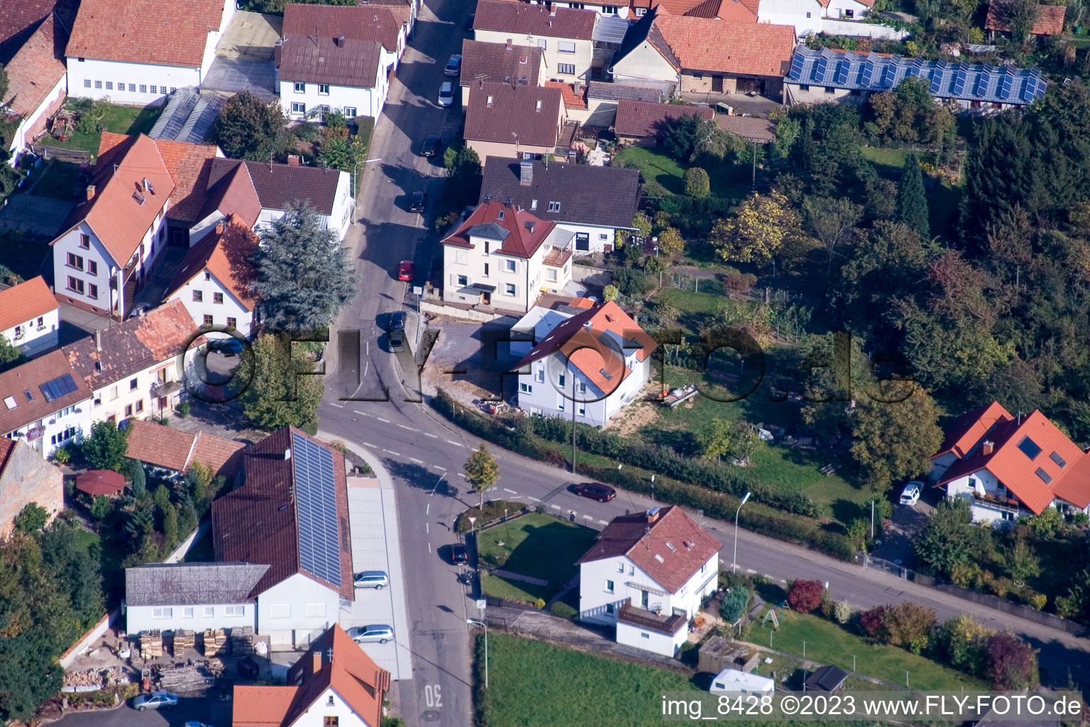 Luftaufnahme von Ortsteil Mörzheim in Landau in der Pfalz im Bundesland Rheinland-Pfalz, Deutschland