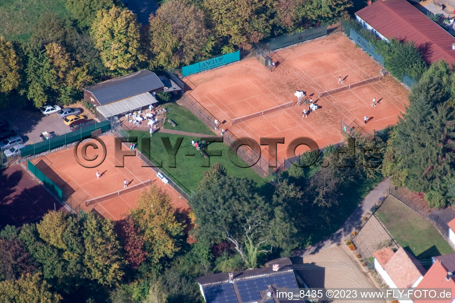 Luftbild von Mörzheim, Tennisclub in Landau in der Pfalz im Bundesland Rheinland-Pfalz, Deutschland