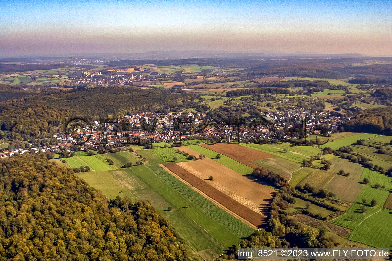 Luftaufnahme von Ortsteil Wöschbach in Pfinztal im Bundesland Baden-Württemberg, Deutschland