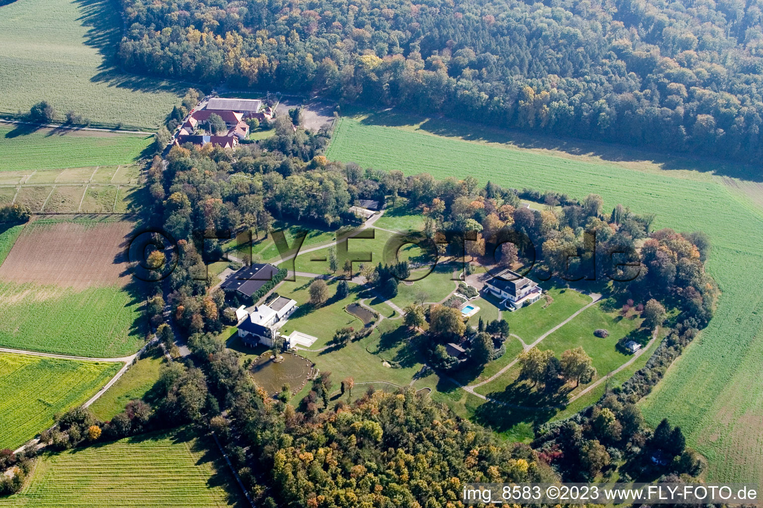 Luftbild von Grötzingen, Schmieder-Anwesen am Rittnerthof in Karlsruhe im Bundesland Baden-Württemberg, Deutschland